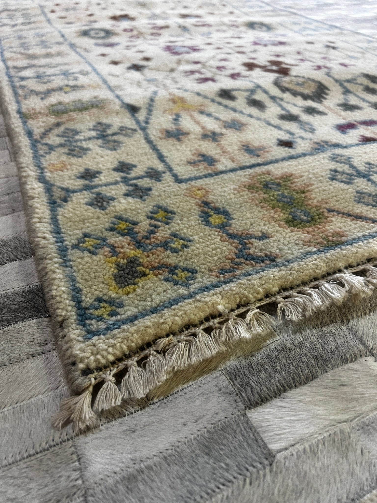 Viktoria 2.6x10 Hand-Knotted Ivory Oushak | Banana Manor Rug Factory Outlet