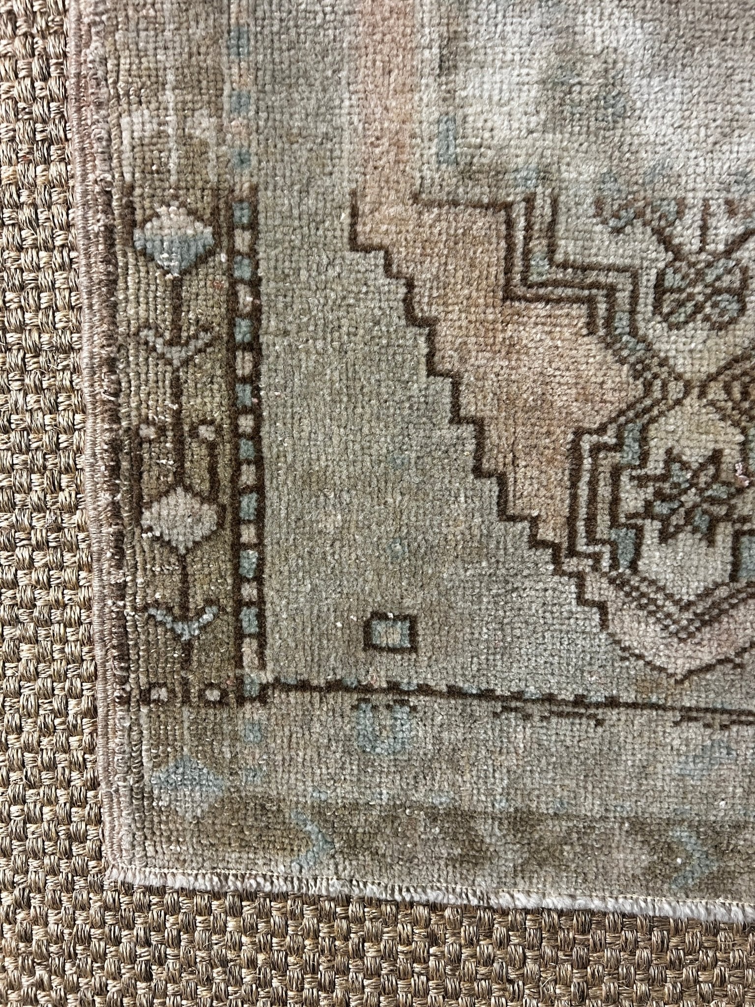Vintage 1.10x3.1 Turkish Oushak Greige and Pink Small Rug | Banana Manor Rug Factory Outlet
