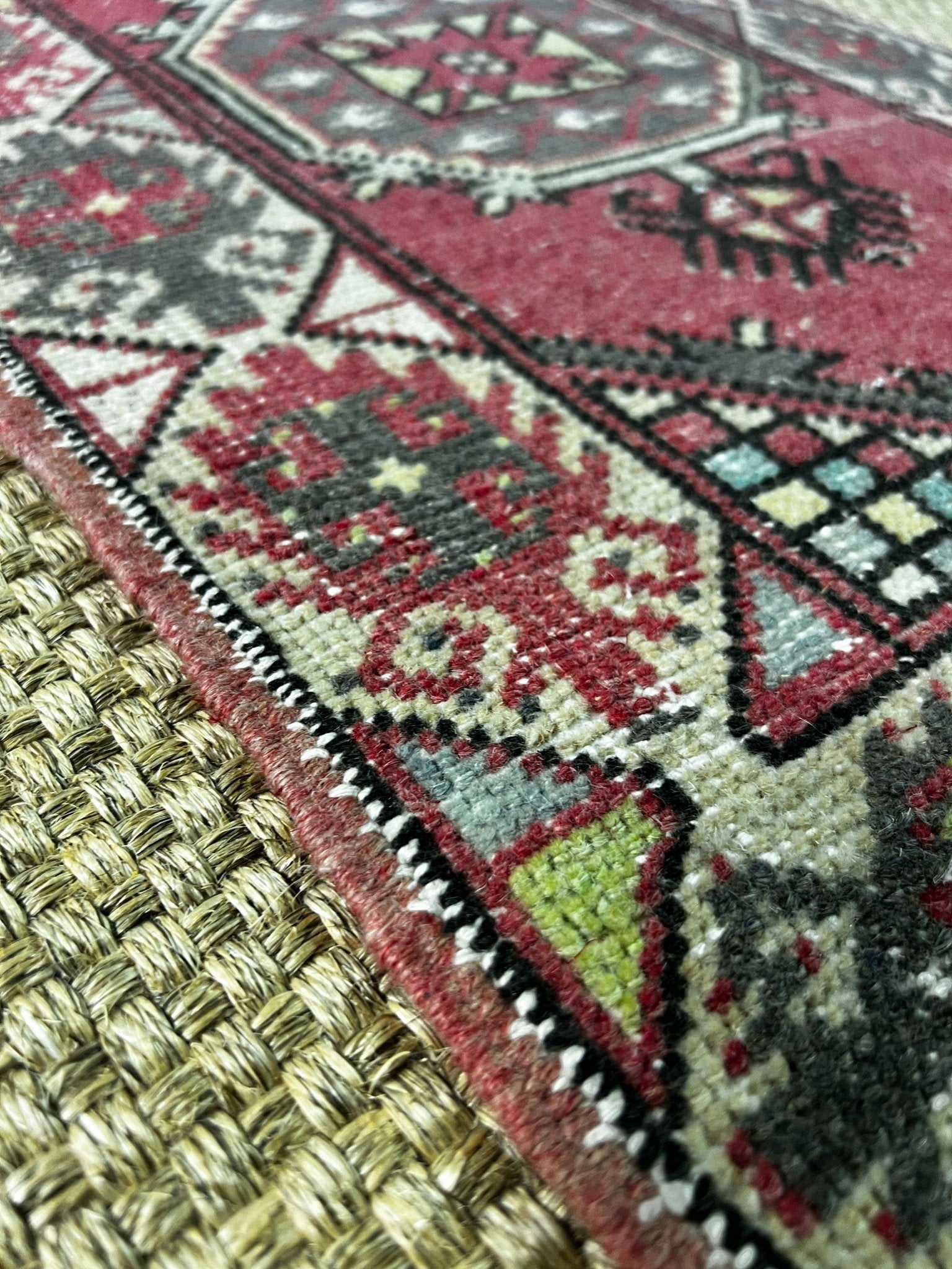 Vintage 1.6x2.11 Turkish Oushak Red and White Multicolor Small Rug | Banana Manor Rug Factory Outlet