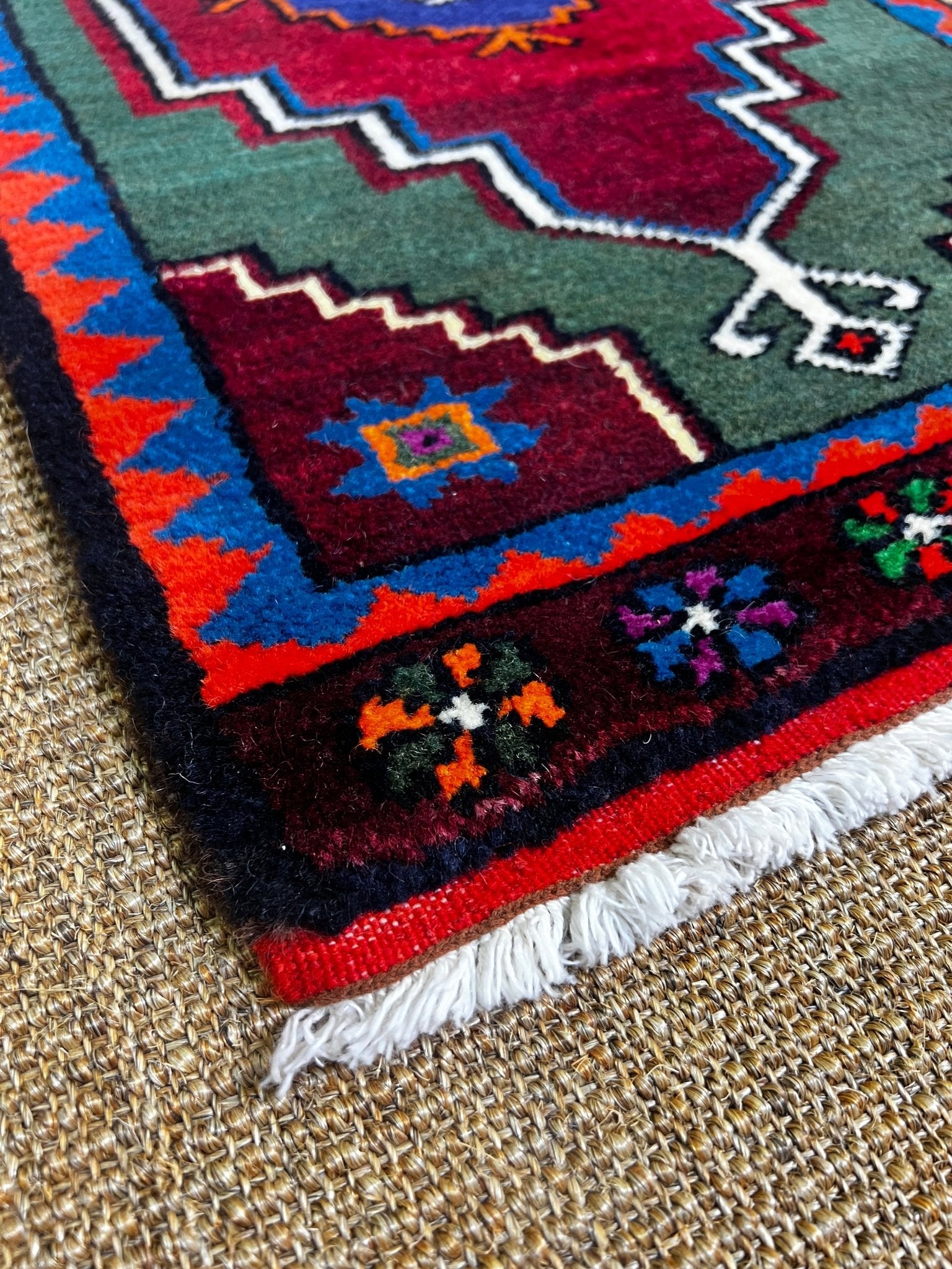Vintage 1.6x2.7 Red and Green Turkish Oushak Small Rug | Banana Manor Rug Factory Outlet