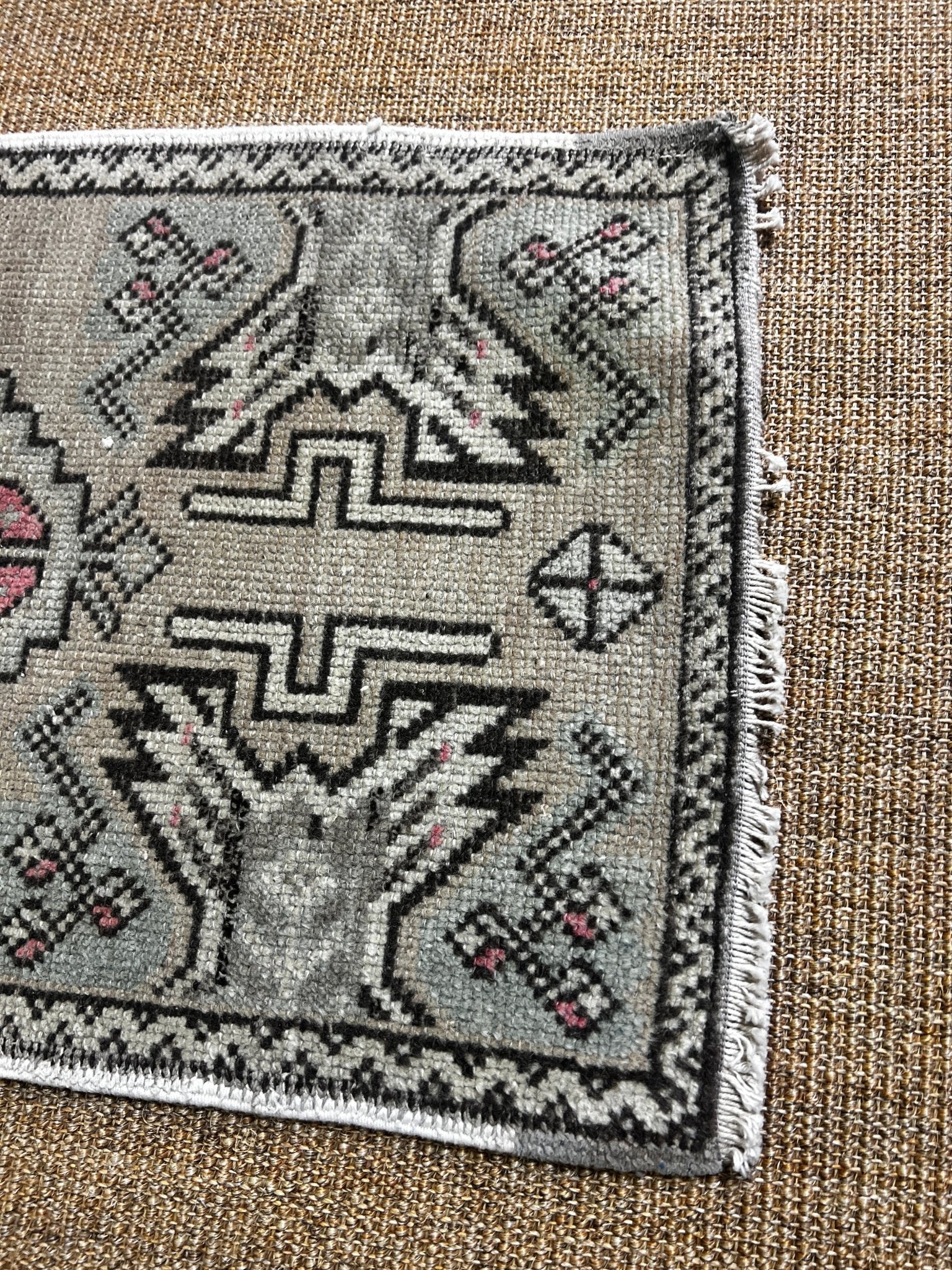 Vintage 1.6x3.2 Grey and Brown Turkish Oushak Small Rug | Banana Manor Rug Factory Outlet