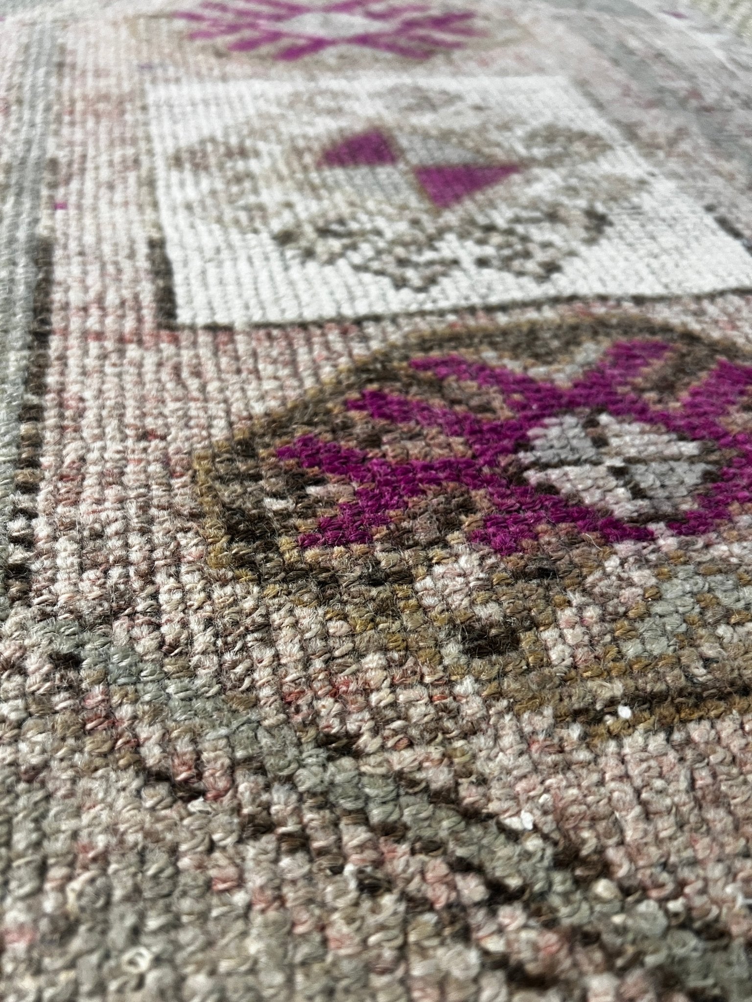 Vintage 1.6x3.2 Turkish Oushak Pink and Gray Small Rug | Banana Manor Rug Factory Outlet