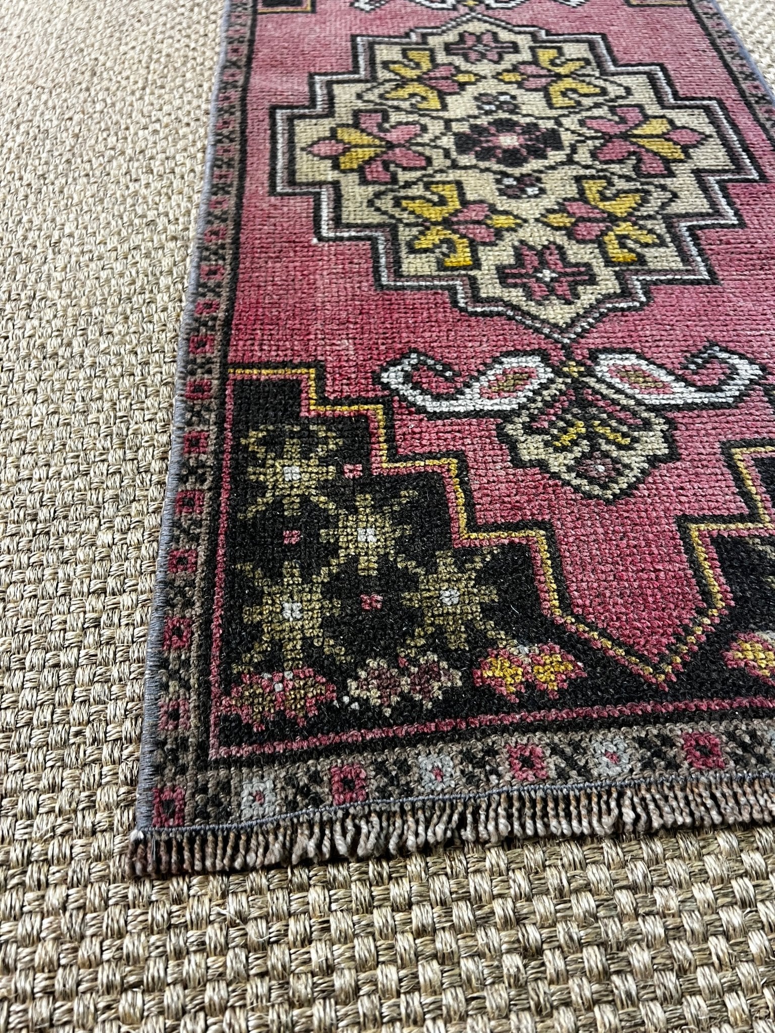Vintage 1.6x3.5 Turkish Oushak Pink and Black Small Rug | Banana Manor Rug Factory Outlet