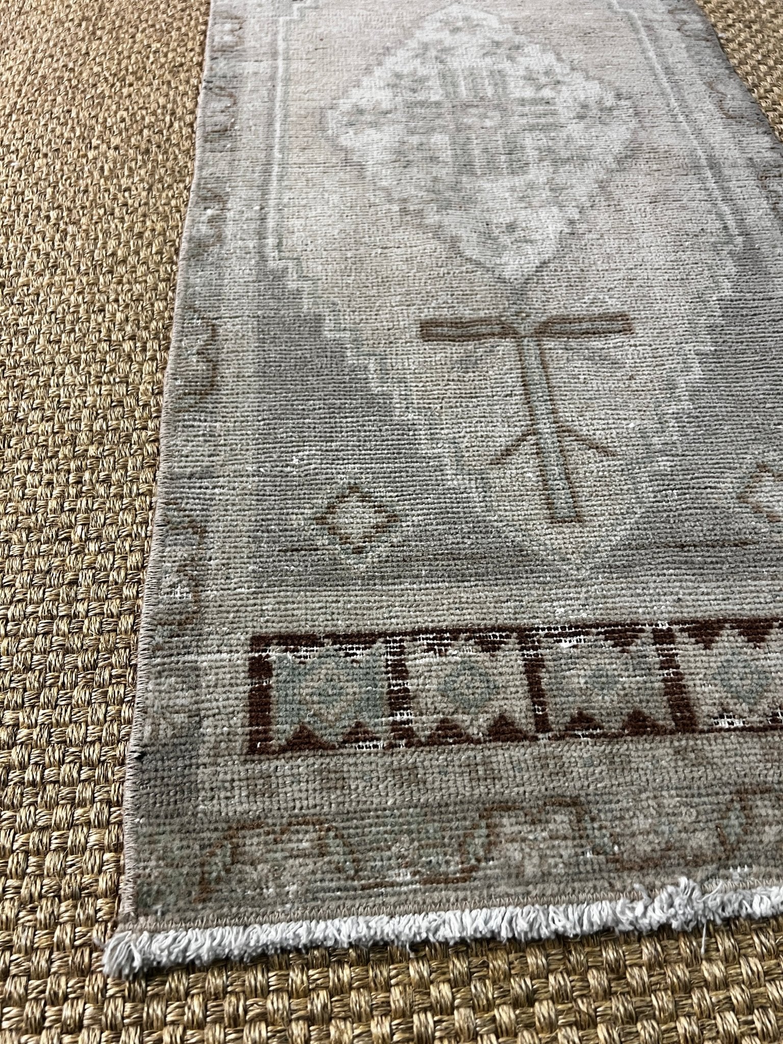 Vintage 1.6x3.8 Turkish Oushak Light Gray and Beige Small Rug | Banana Manor Rug Factory Outlet