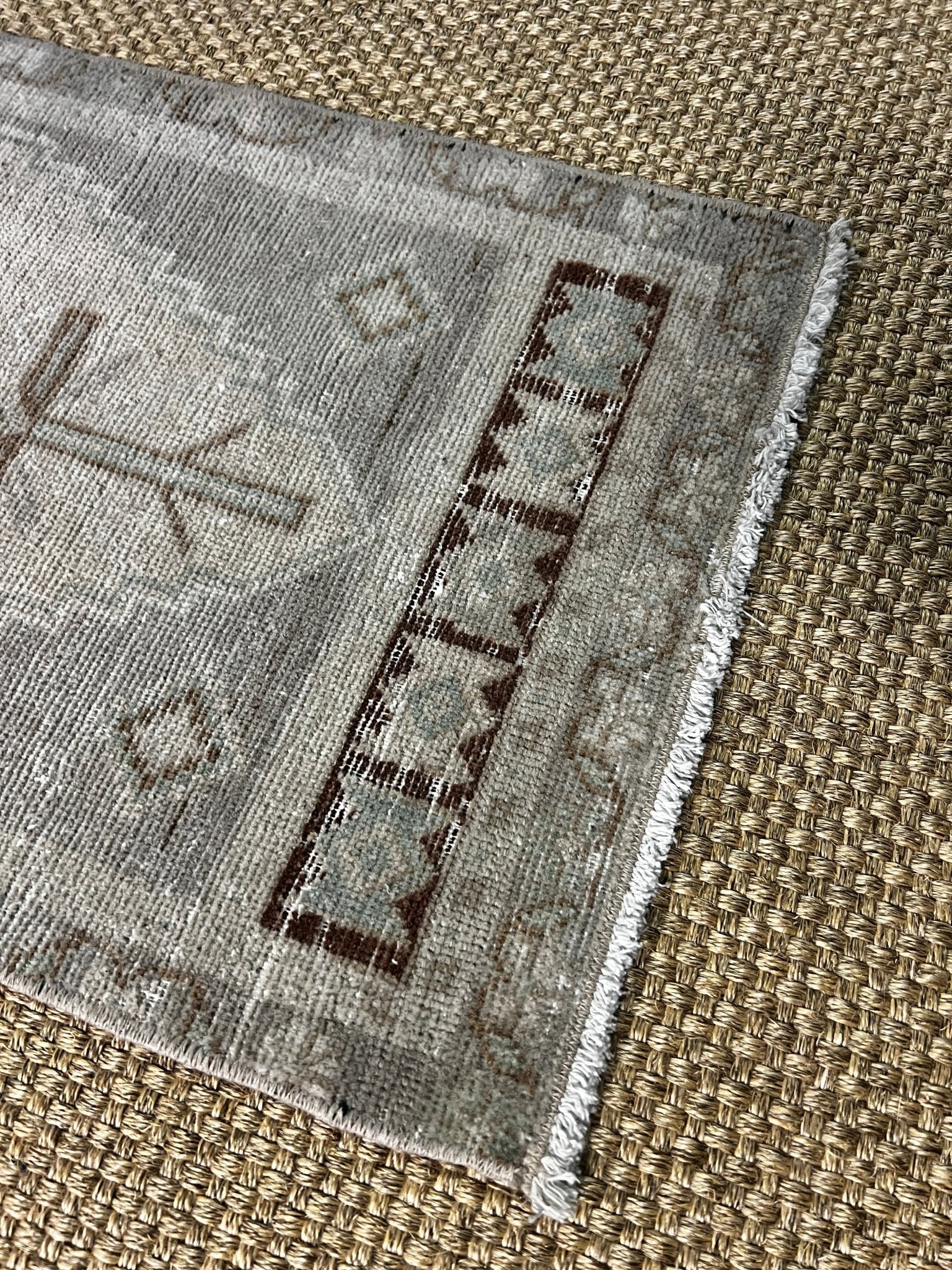 Vintage 1.6x3.8 Turkish Oushak Light Gray and Beige Small Rug | Banana Manor Rug Factory Outlet