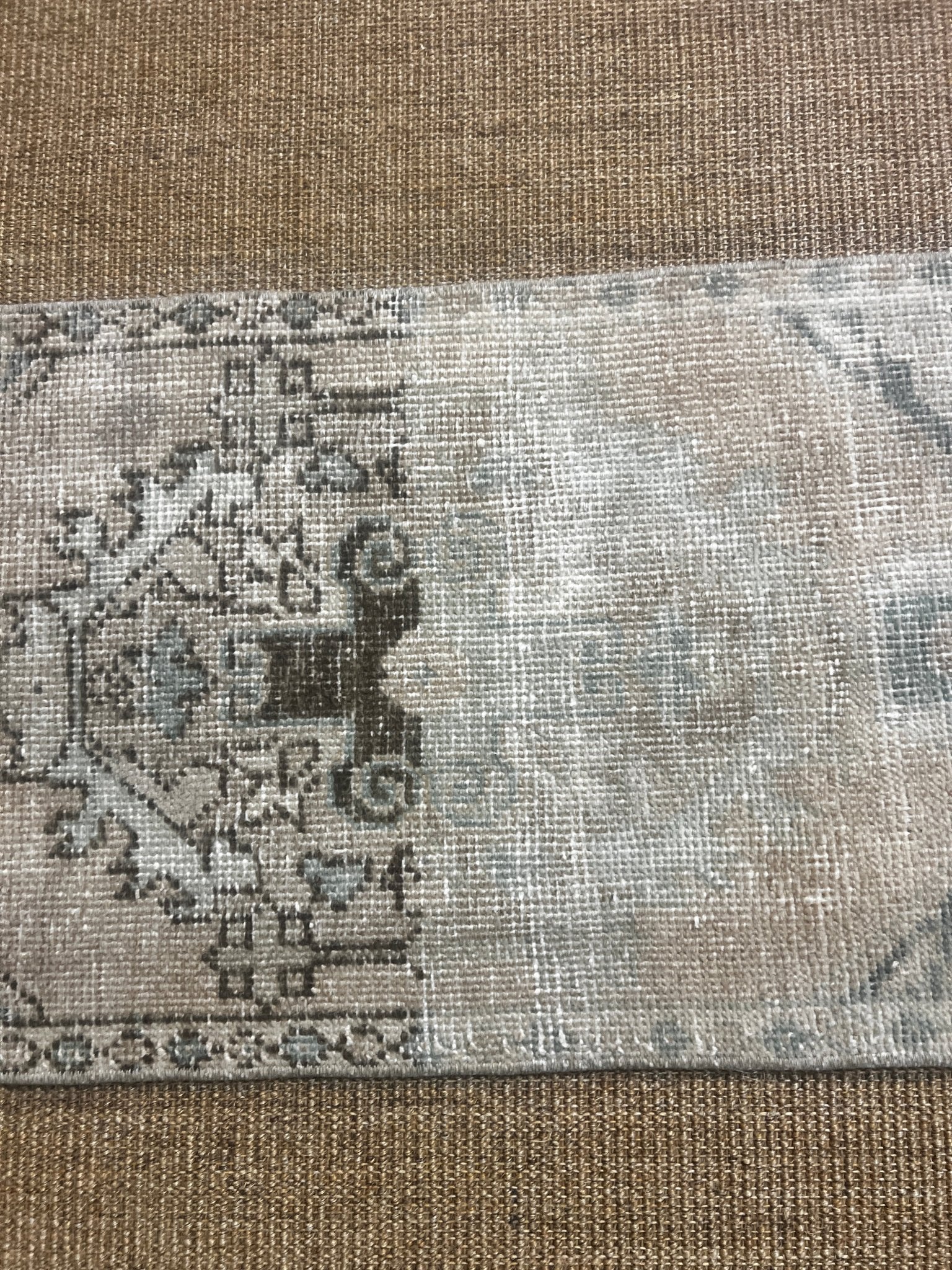 Vintage 1.7x2.10 Beige and Blue Turkish Oushak Small Rug | Banana Manor Rug Factory Outlet
