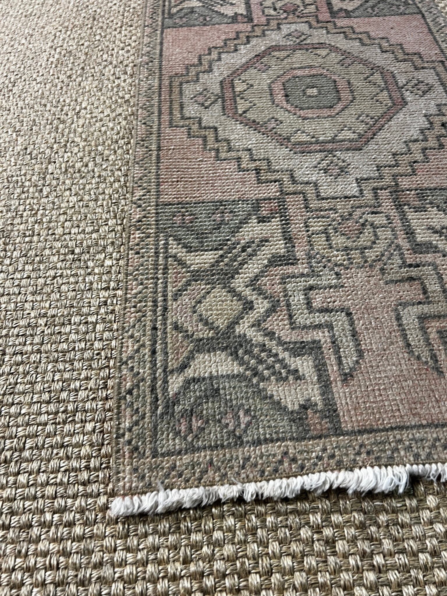 Vintage 1.7x3.1 Turkish Oushak Light Pink and Beige Small Rug | Banana Manor Rug Factory Outlet