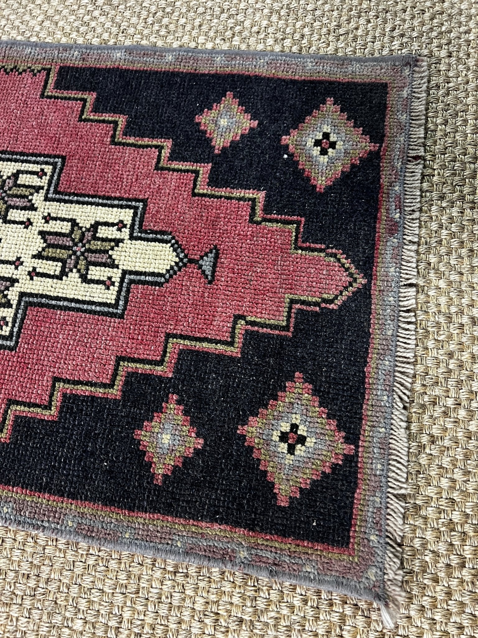 Vintage 1.8x3.10 Turkish Dark Pink and Black Oushak Small Rug | Banana Manor Rug Factory Outlet
