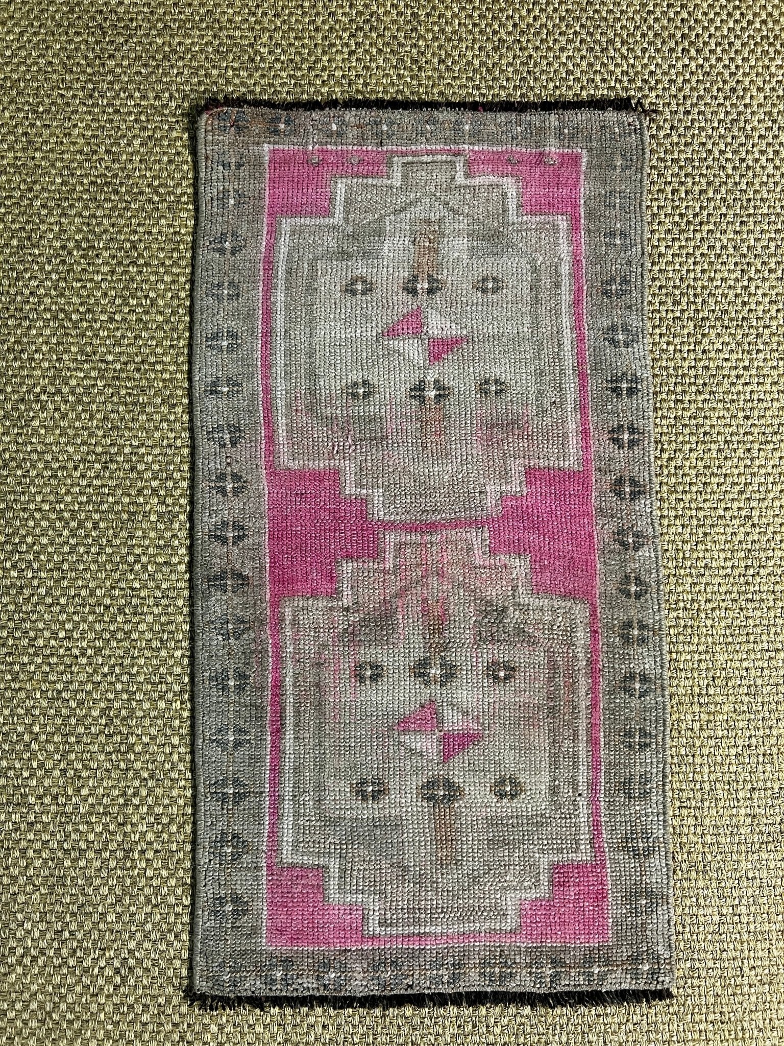 Vintage 1.8x3.3 Turkish Oushak Pink and Beige Small Rug | Banana Manor Rug Factory Outlet