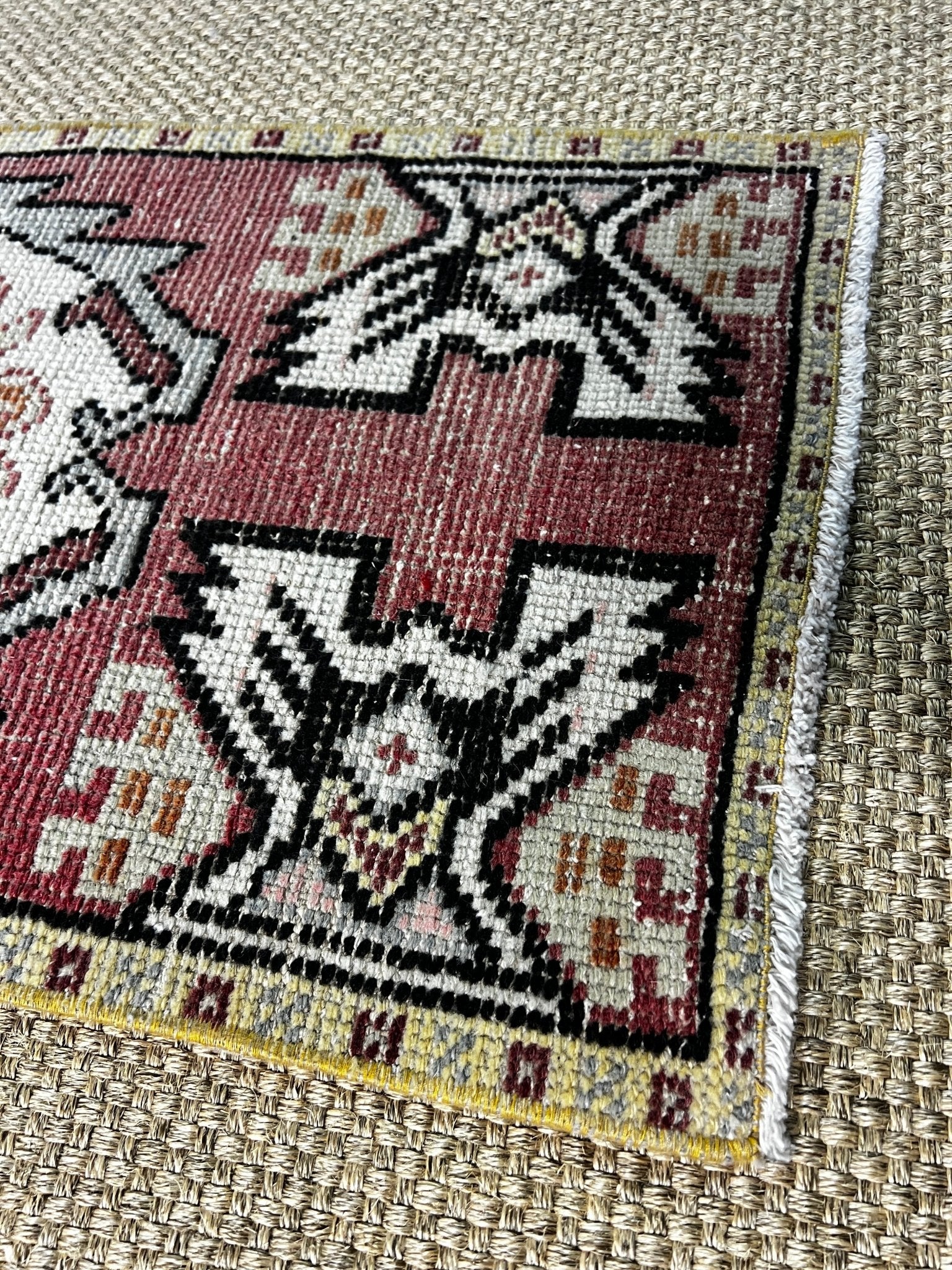 Vintage 1.8x3.5 Turkish Oushak Soft Red and Gray Small Rug | Banana Manor Rug Factory Outlet
