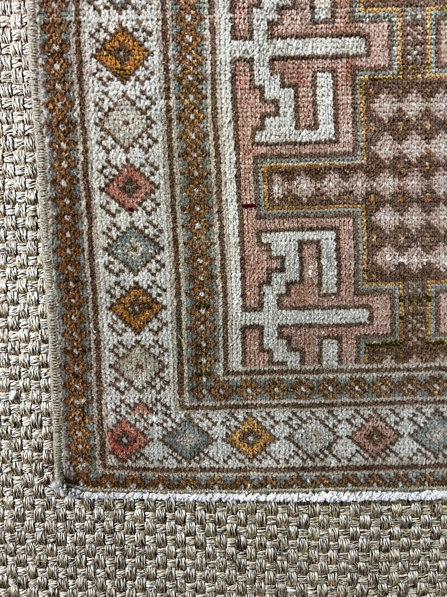 Vintage 1.9x2.8 Turkish Oushak Pink and Brown Multicolor Small Rug | Banana Manor Rug Factory Outlet