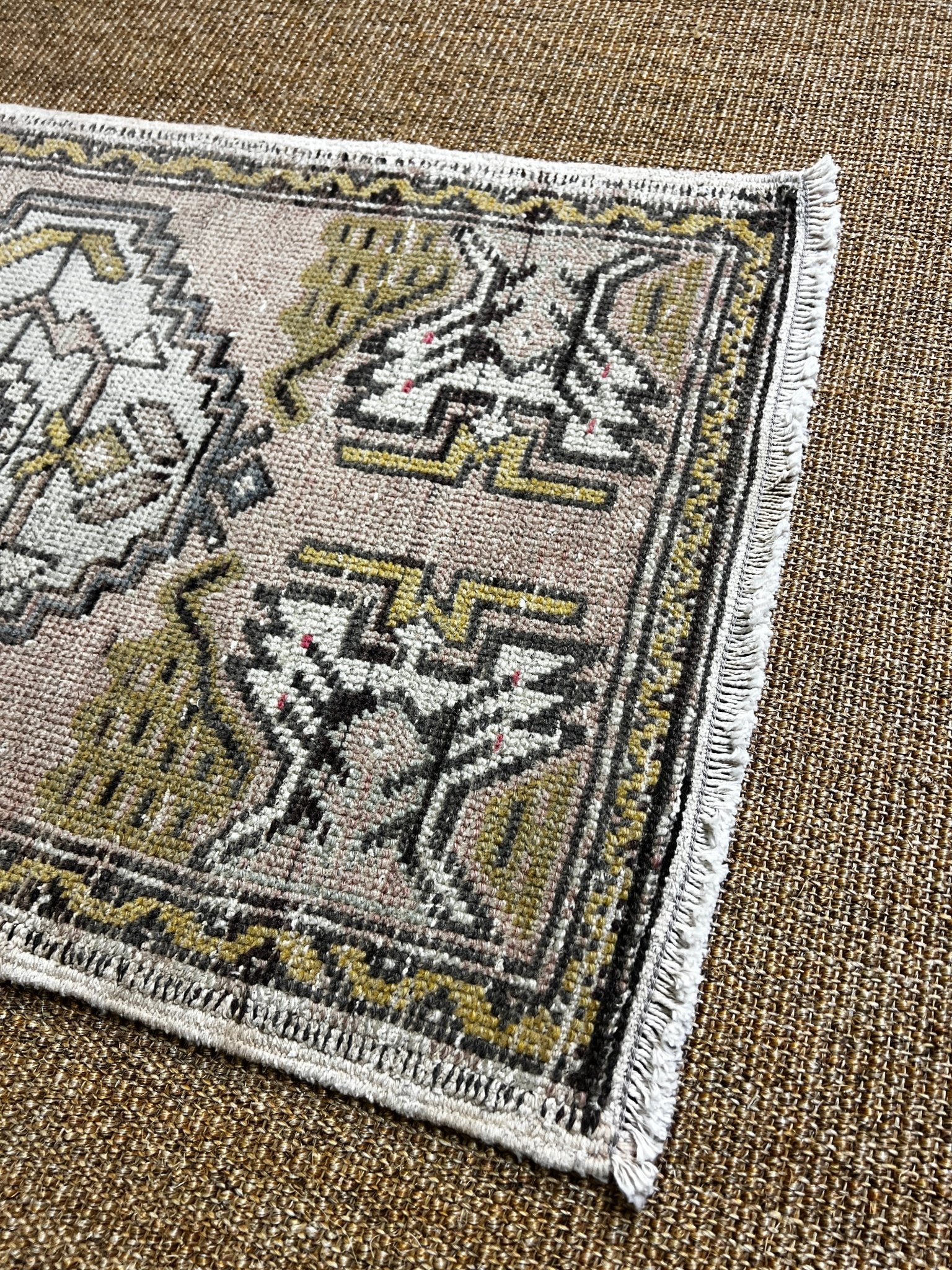 Vintage 1.9x3.1 Turkish Oushak Small Rug | Banana Manor Rug Factory Outlet