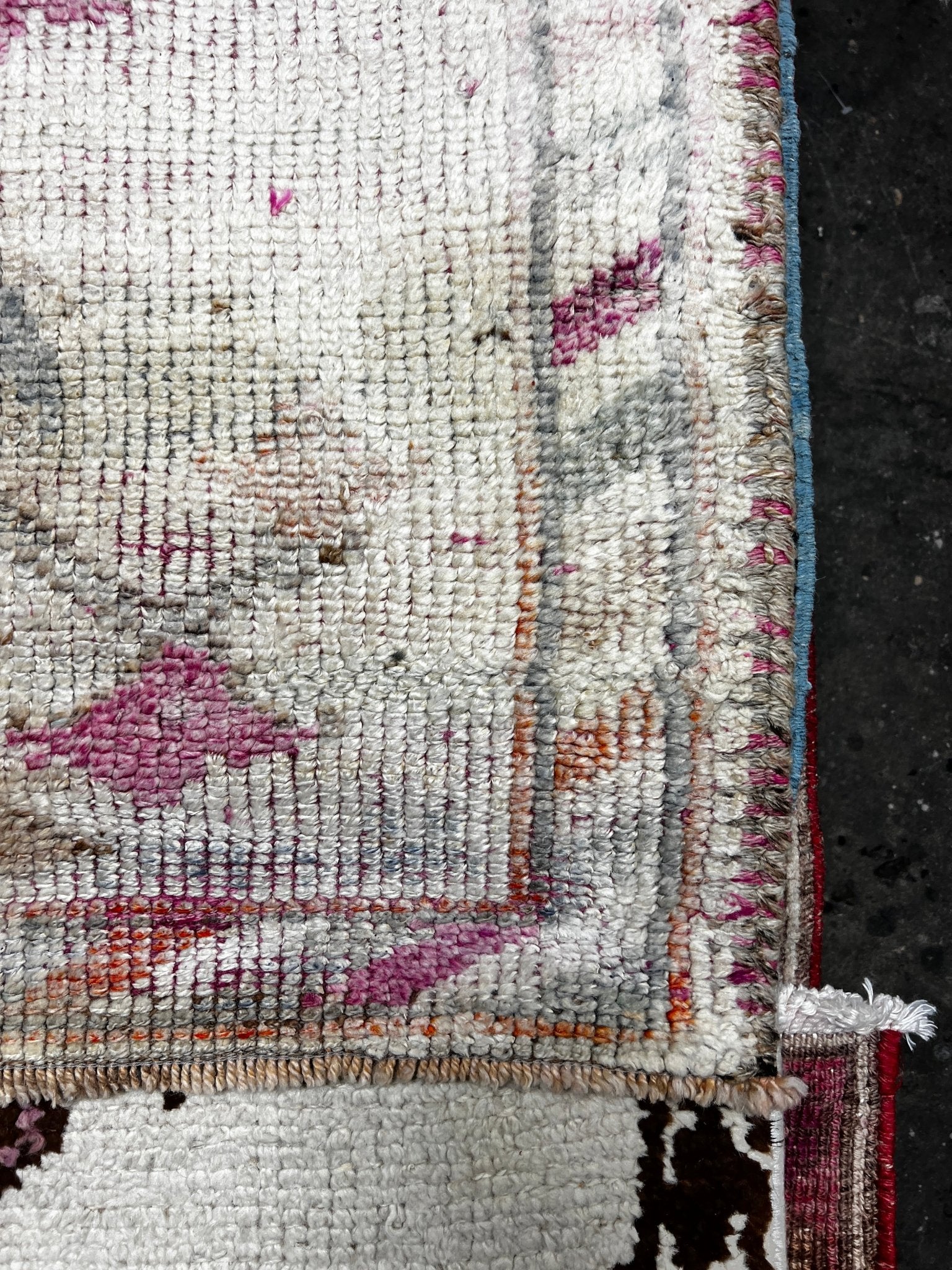Vintage 2.9x11.8 Light Gray and Pink Turkish Oushak Runner | Banana Manor Rug Factory Outlet