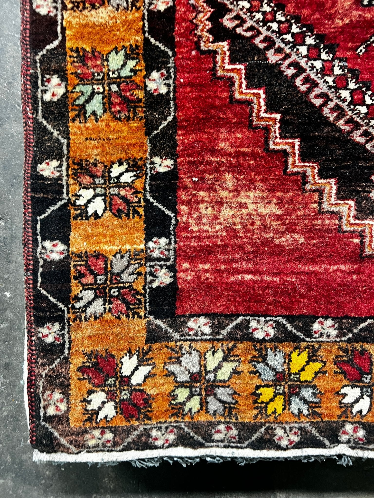 Vintage 3.11x14.4 Red and Orange Turkish Oushak | Banana Manor Rug Factory Outlet