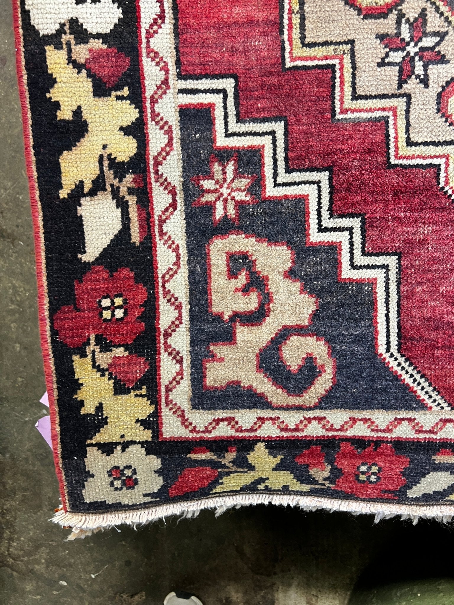 Vintage 3.1x9.1 Red and Black Turkish Oushak Runner | Banana Manor Rug Factory Outlet