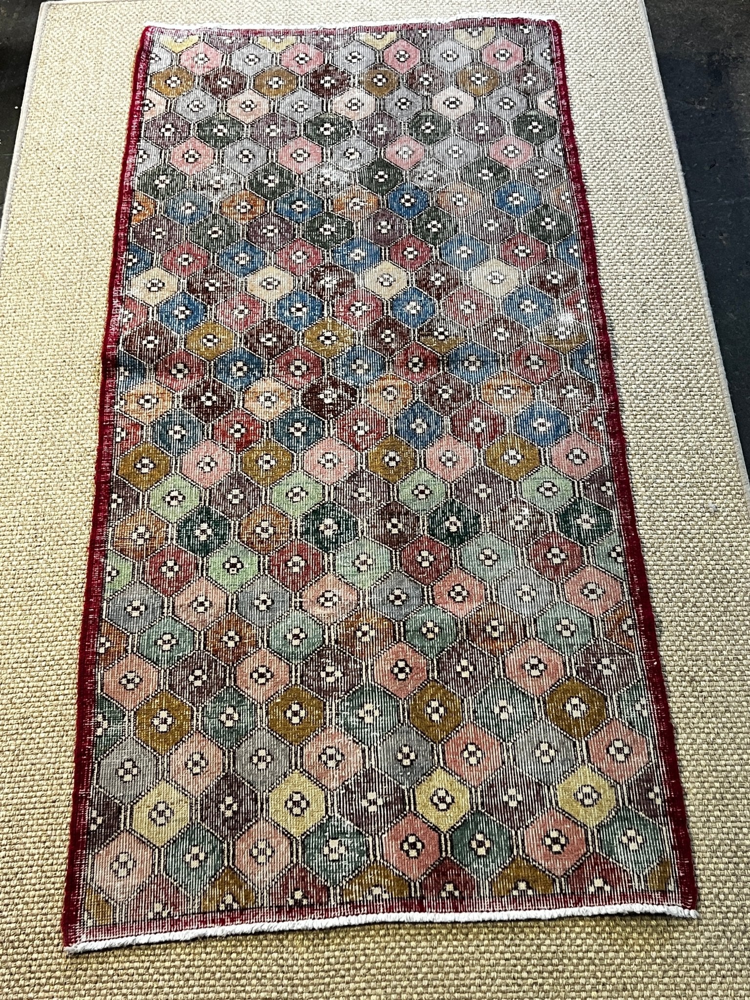 Vintage 3.5x7.1 Red Turkish Oushak Rug – Banana Manor Rug Factory Outlet