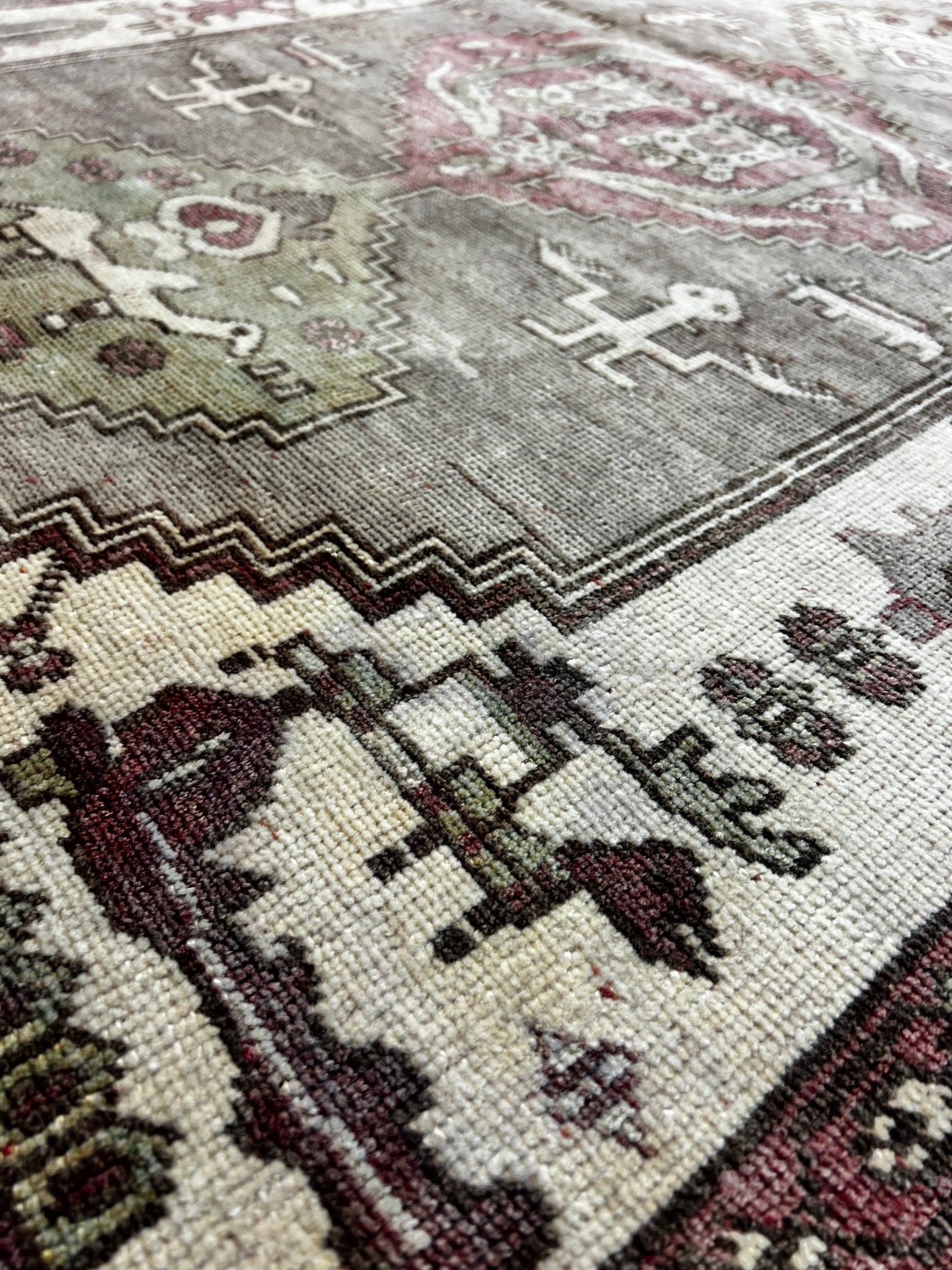 Vintage 4.10x6.5 Pink and Green Turkish Oushak | Banana Manor Rug Factory Outlet