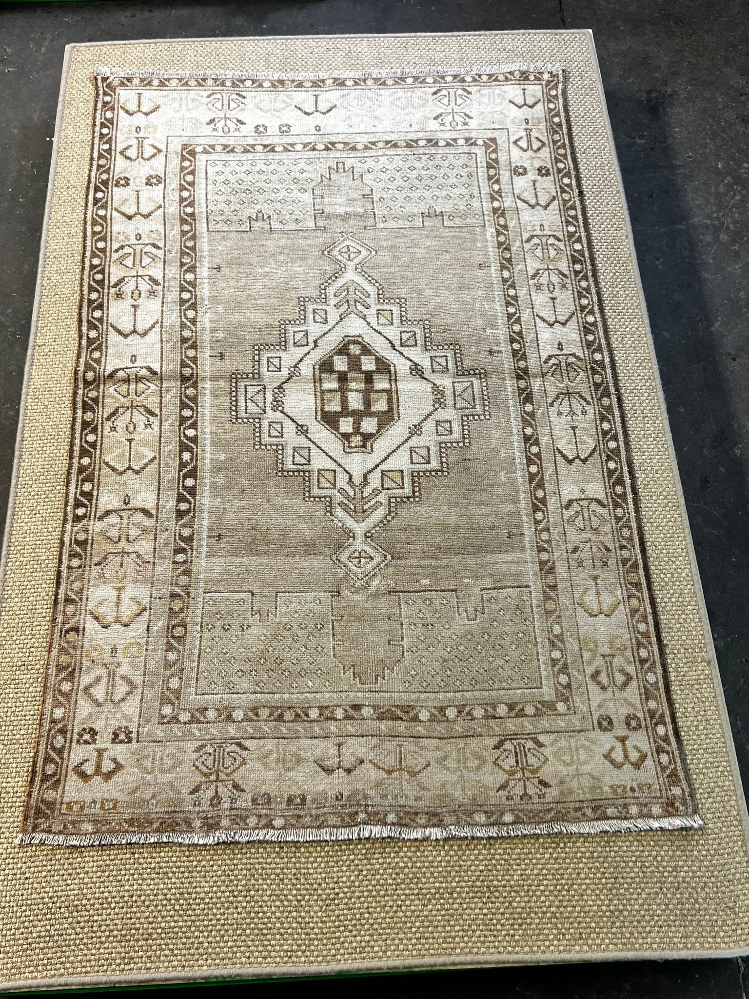 Vintage 4.3x6.10 Silver and Taupe Turkish Oushak | Banana Manor Rug Factory Outlet