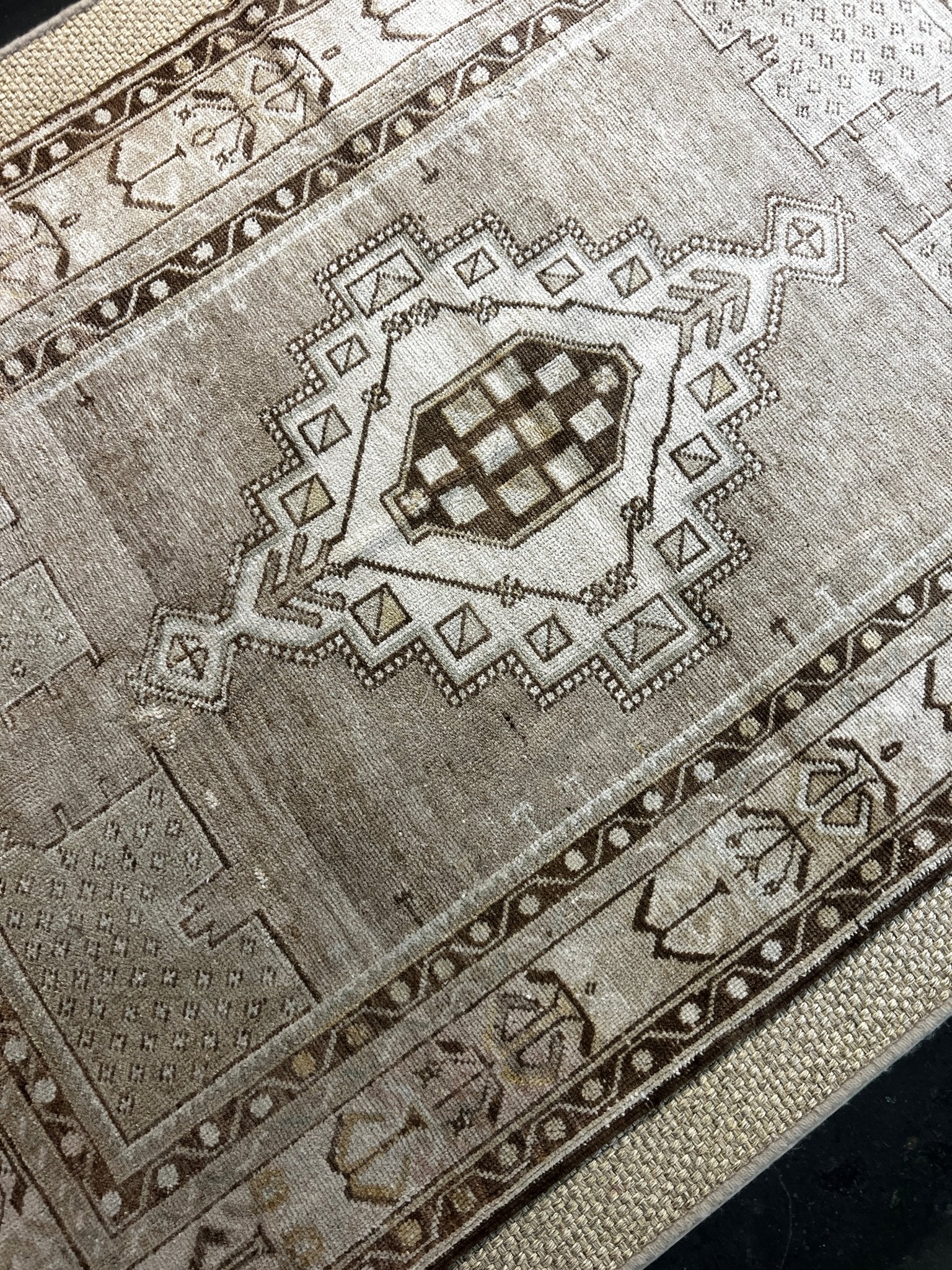 Vintage 4.3x6.10 Silver and Taupe Turkish Oushak | Banana Manor Rug Factory Outlet