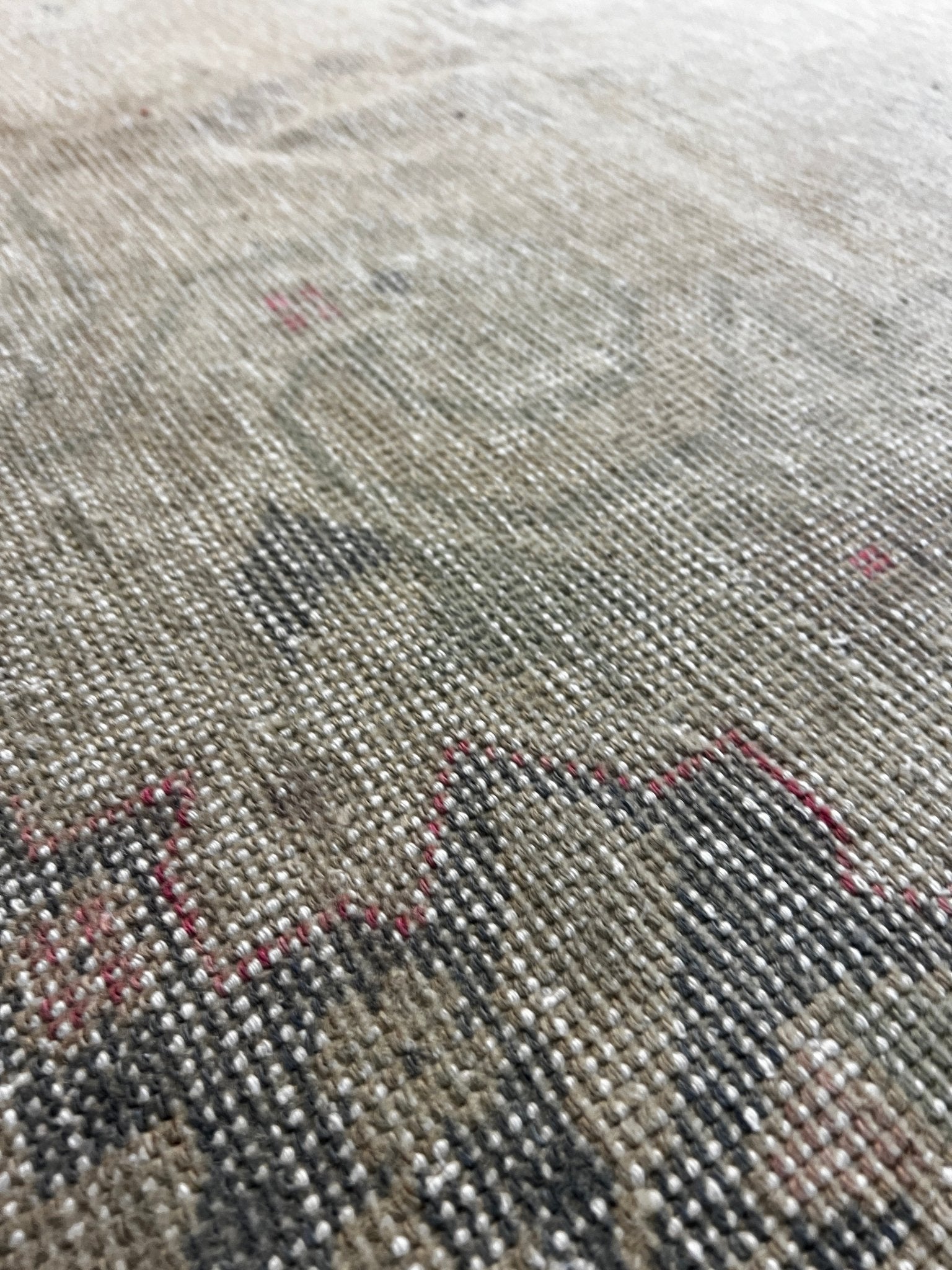 Vintage 4.4x7.3 Turkish Oushak Beige Rug | Banana Manor Rug Factory Outlet