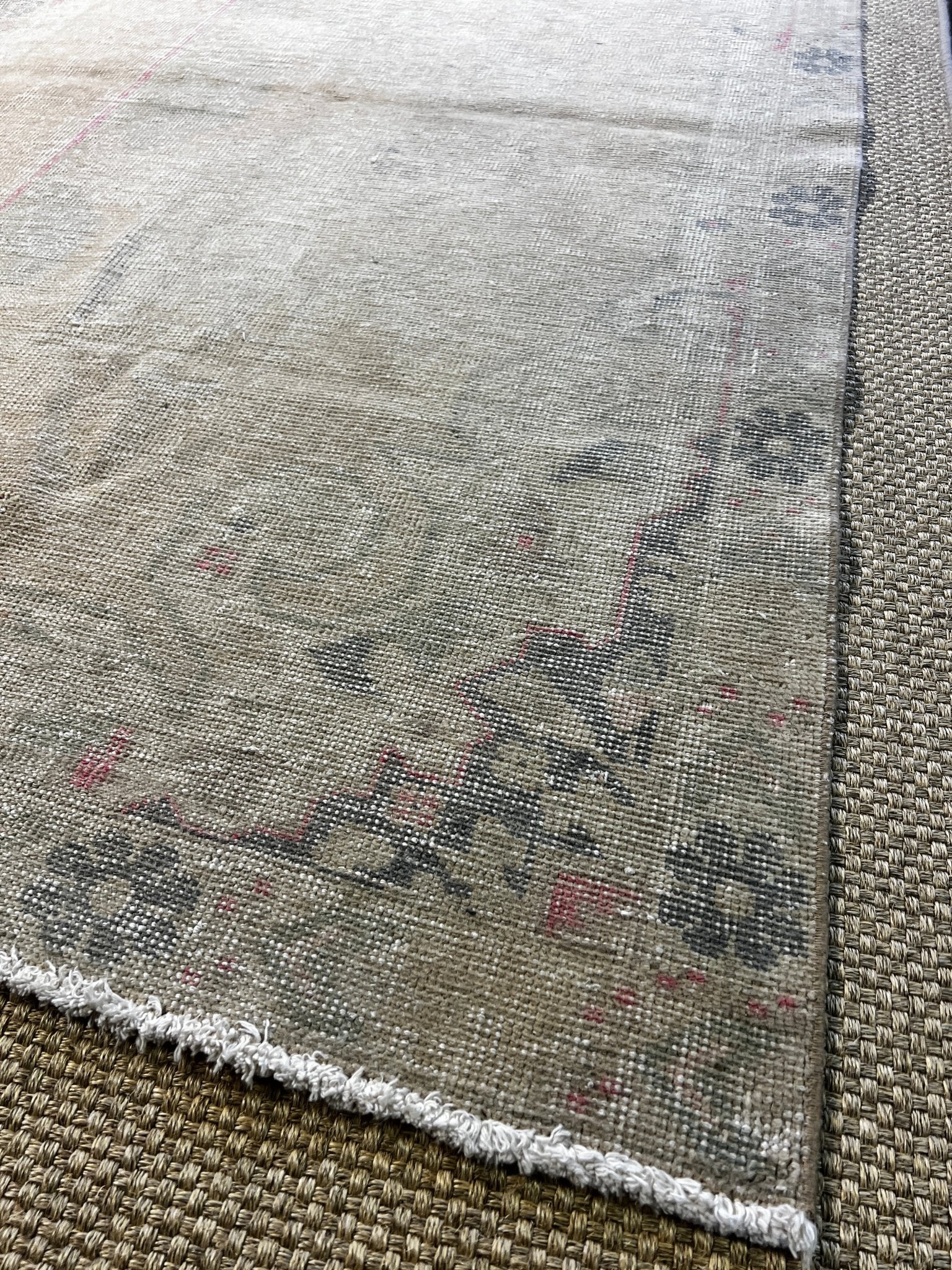 Vintage 4.4x7.3 Turkish Oushak Beige Rug | Banana Manor Rug Factory Outlet