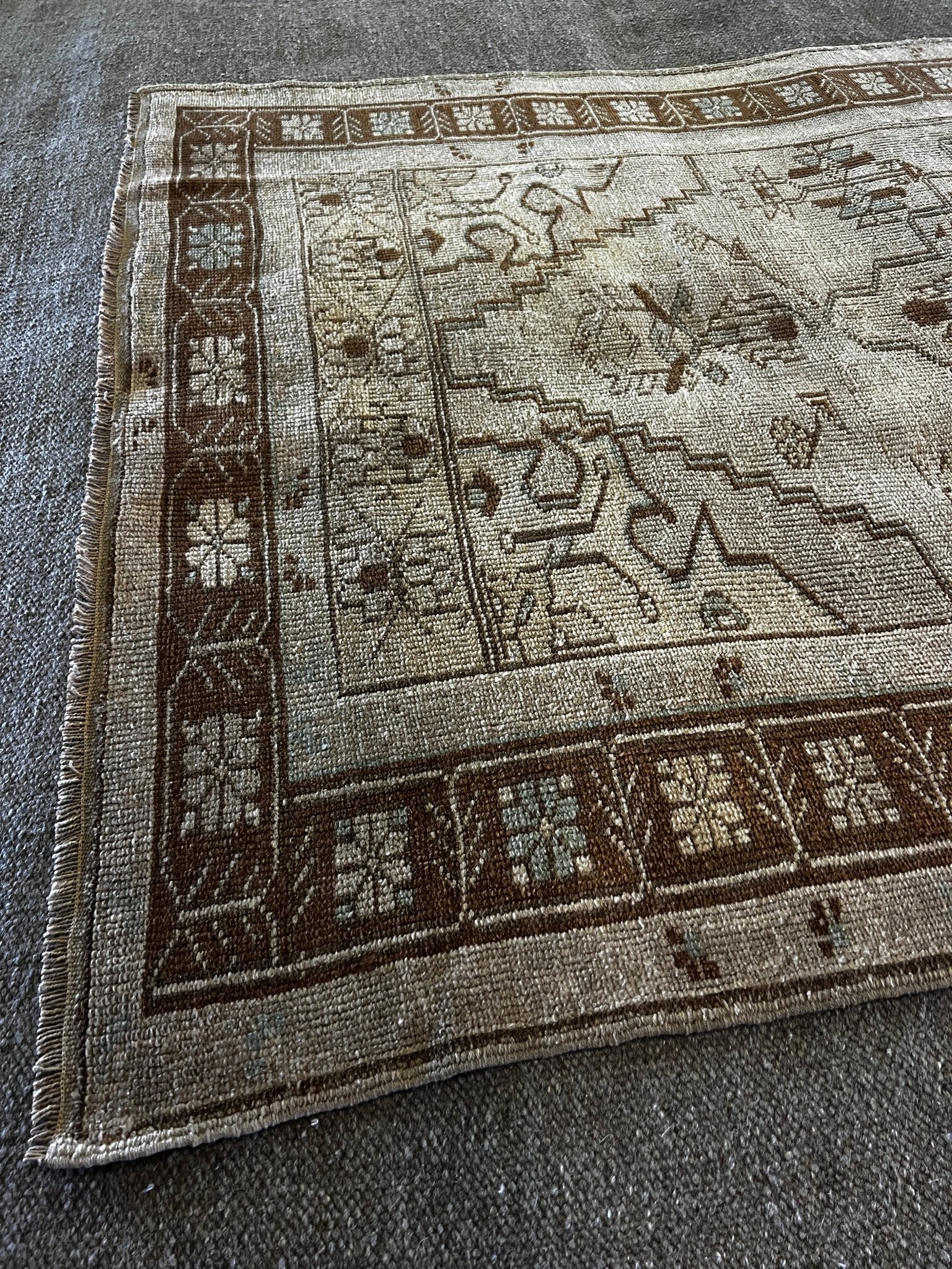 Vintage 4.7x8.7 Turkish Oushak Tan and Brown Rug | Banana Manor Rug Factory Outlet
