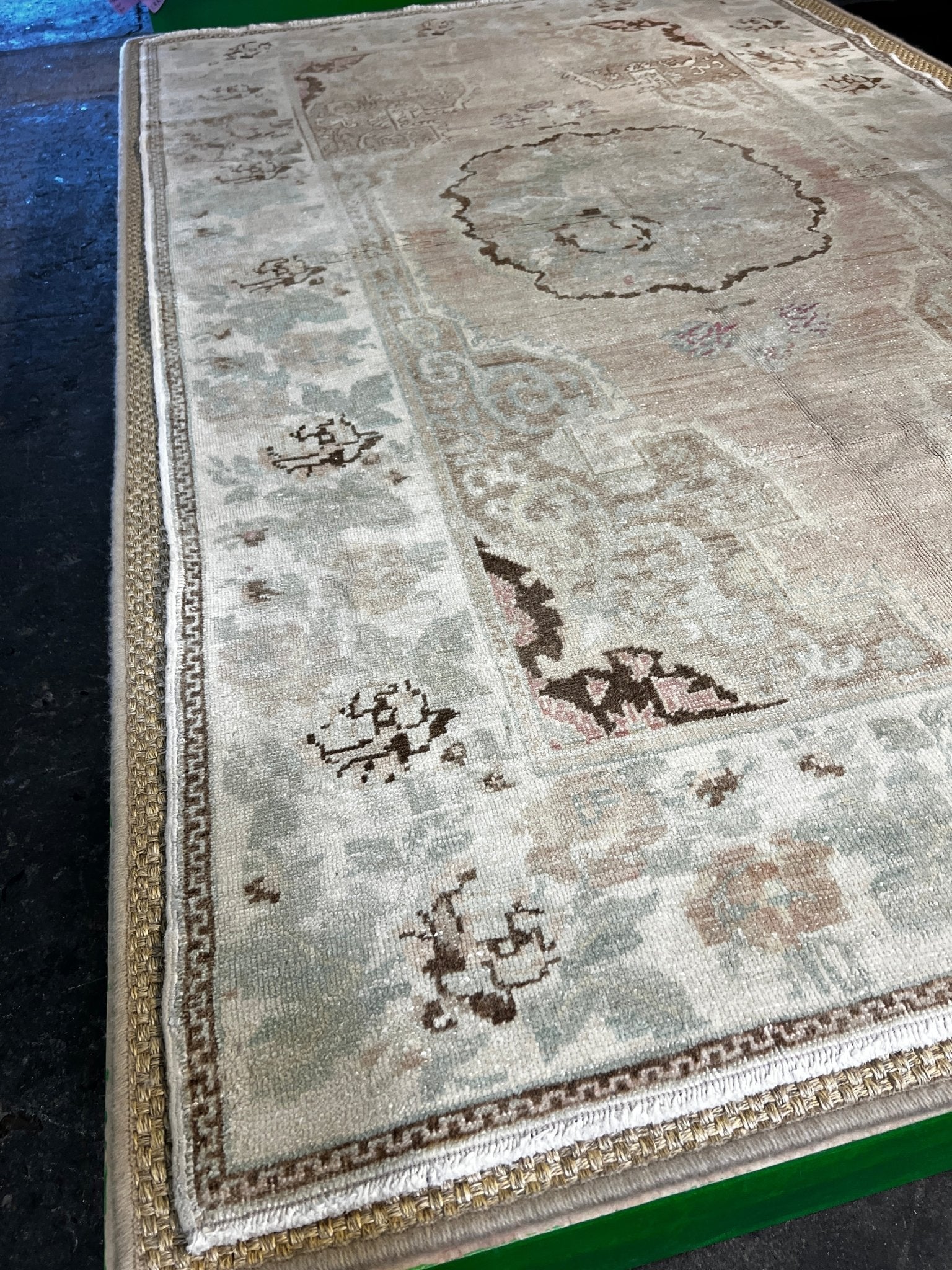 Vintage 4.8x7.9 Turkish Oushak Light Pink and Beige Rug | Banana Manor Rug Factory Outlet