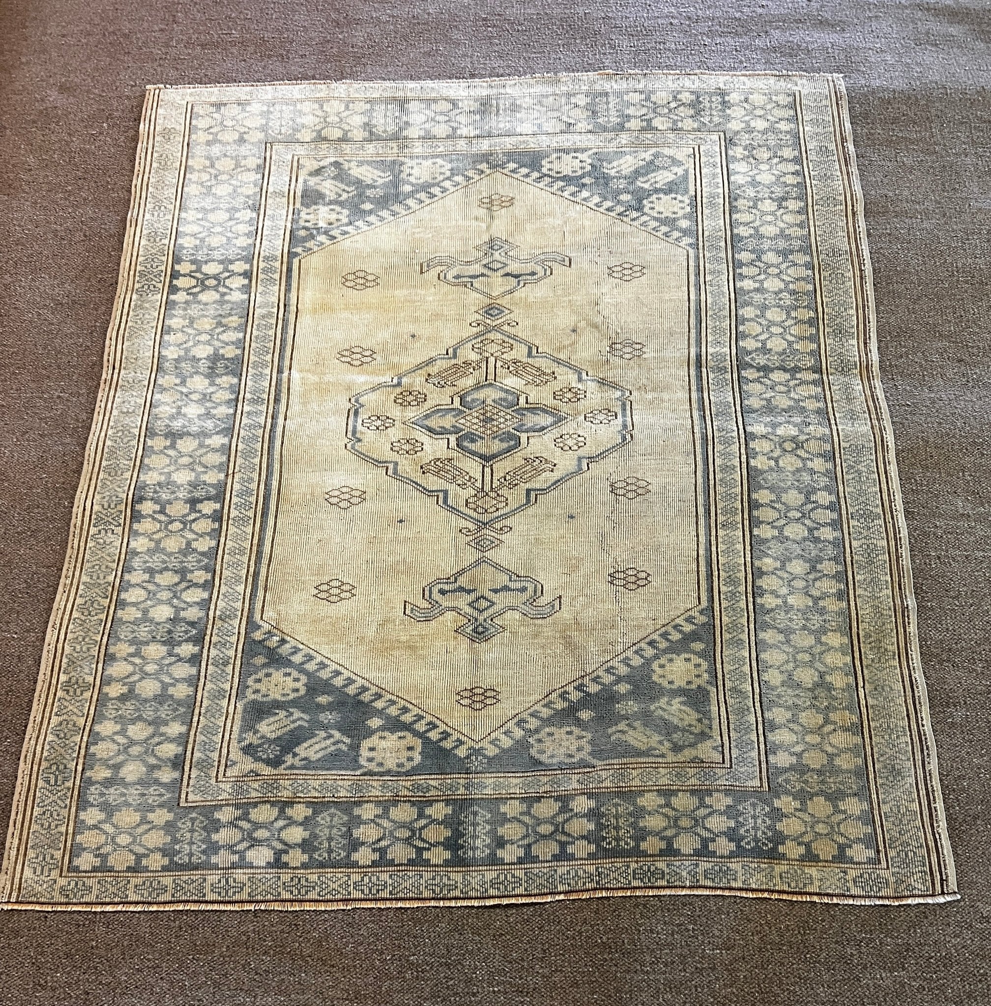 Vintage 5.6x6.5 Turkish Oushak Tan and Gray Rug | Banana Manor Rug Factory Outlet