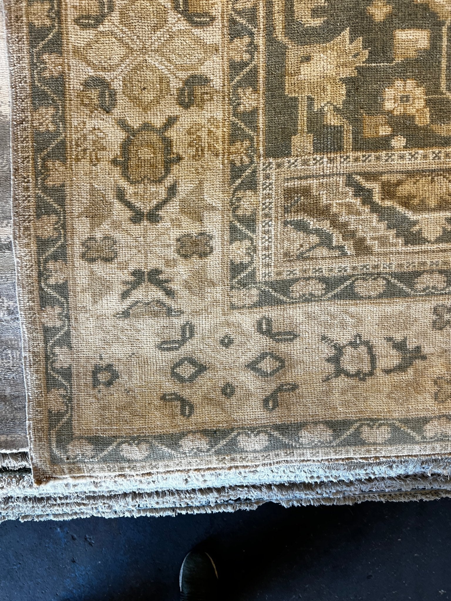 Vintage 6.1x9.11 Green and Beige Turkish Oushak | Banana Manor Rug Factory Outlet