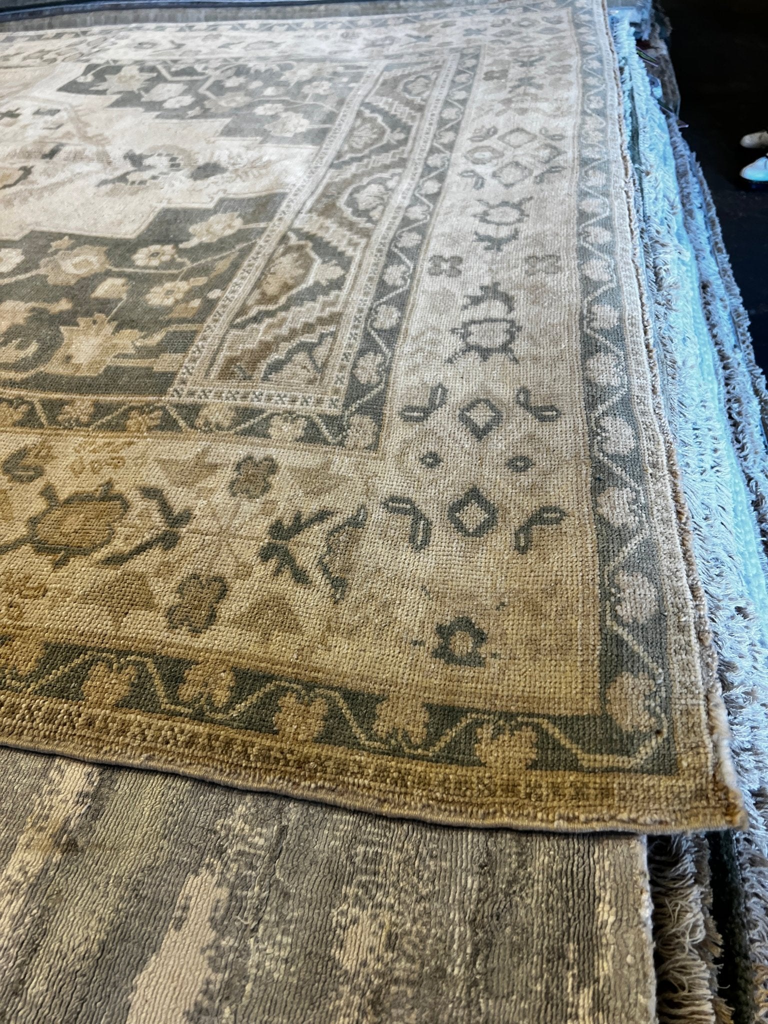 Vintage 6.1x9.11 Green and Beige Turkish Oushak | Banana Manor Rug Factory Outlet