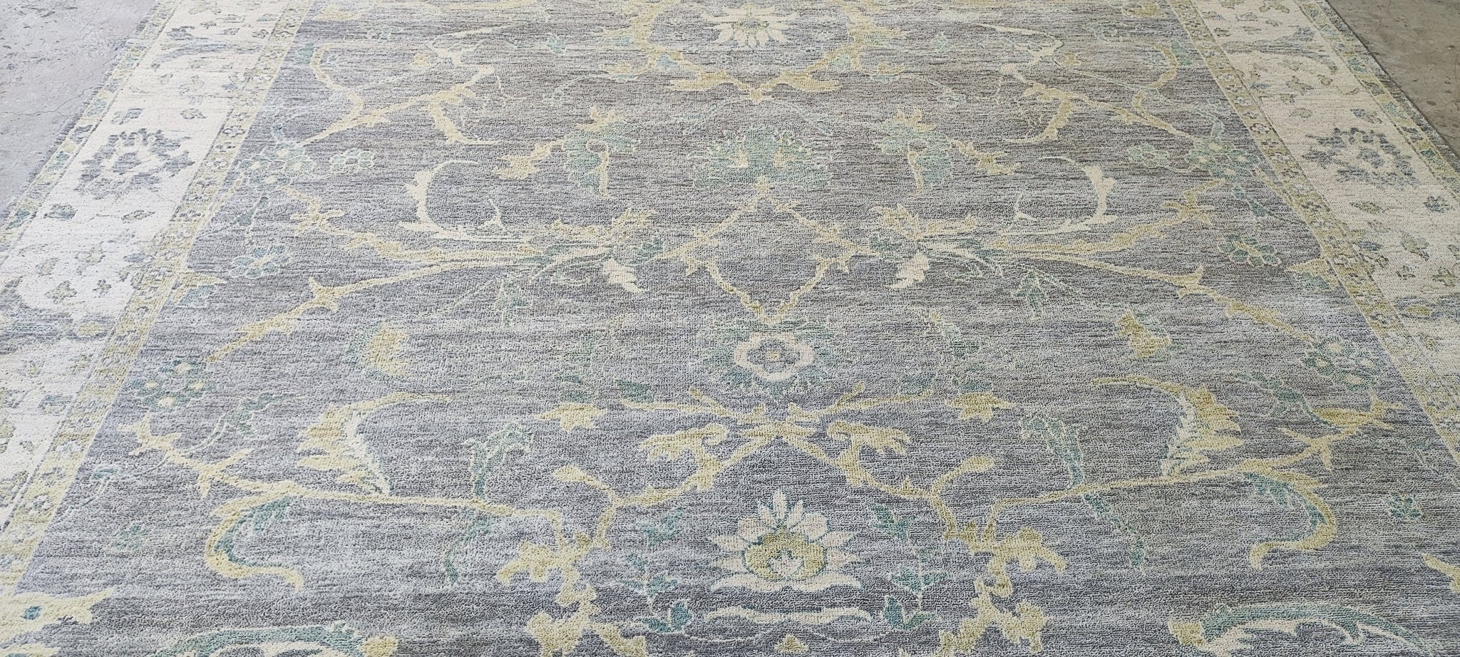 Viola 9x12 Grey & Ivory Oushak | Banana Manor Rug Factory Outlet