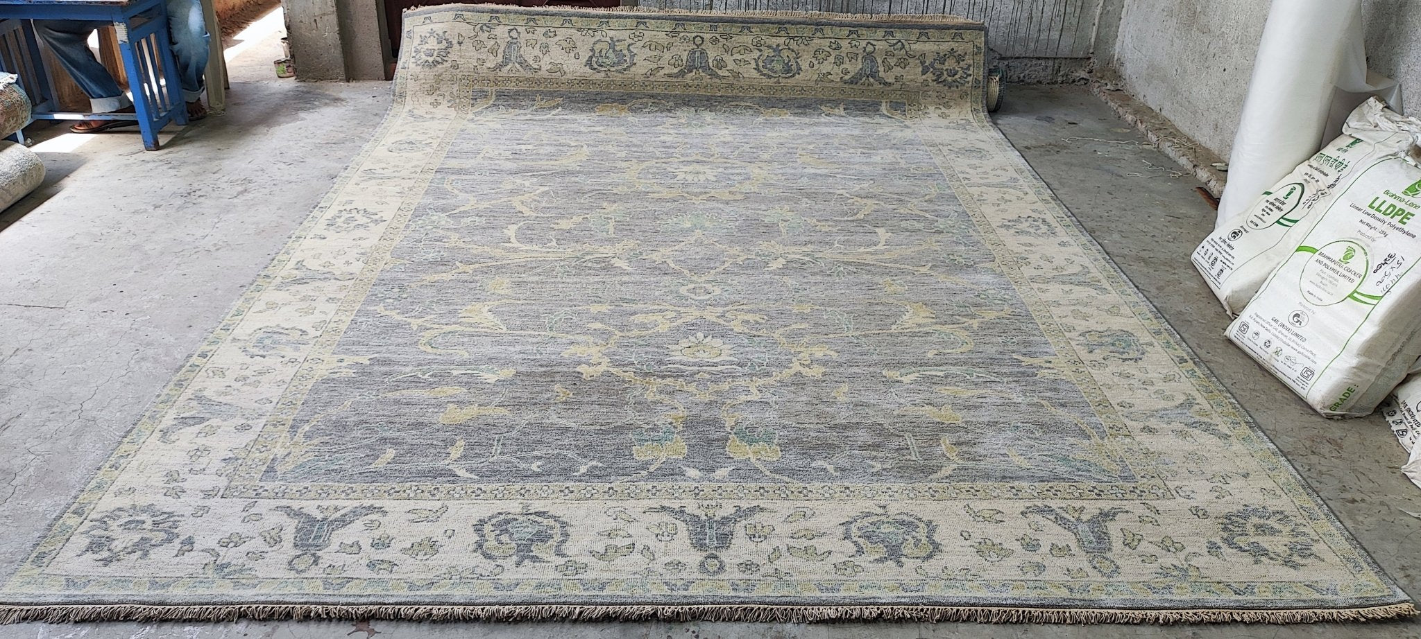 Viola 9x12 Grey & Ivory Oushak | Banana Manor Rug Factory Outlet