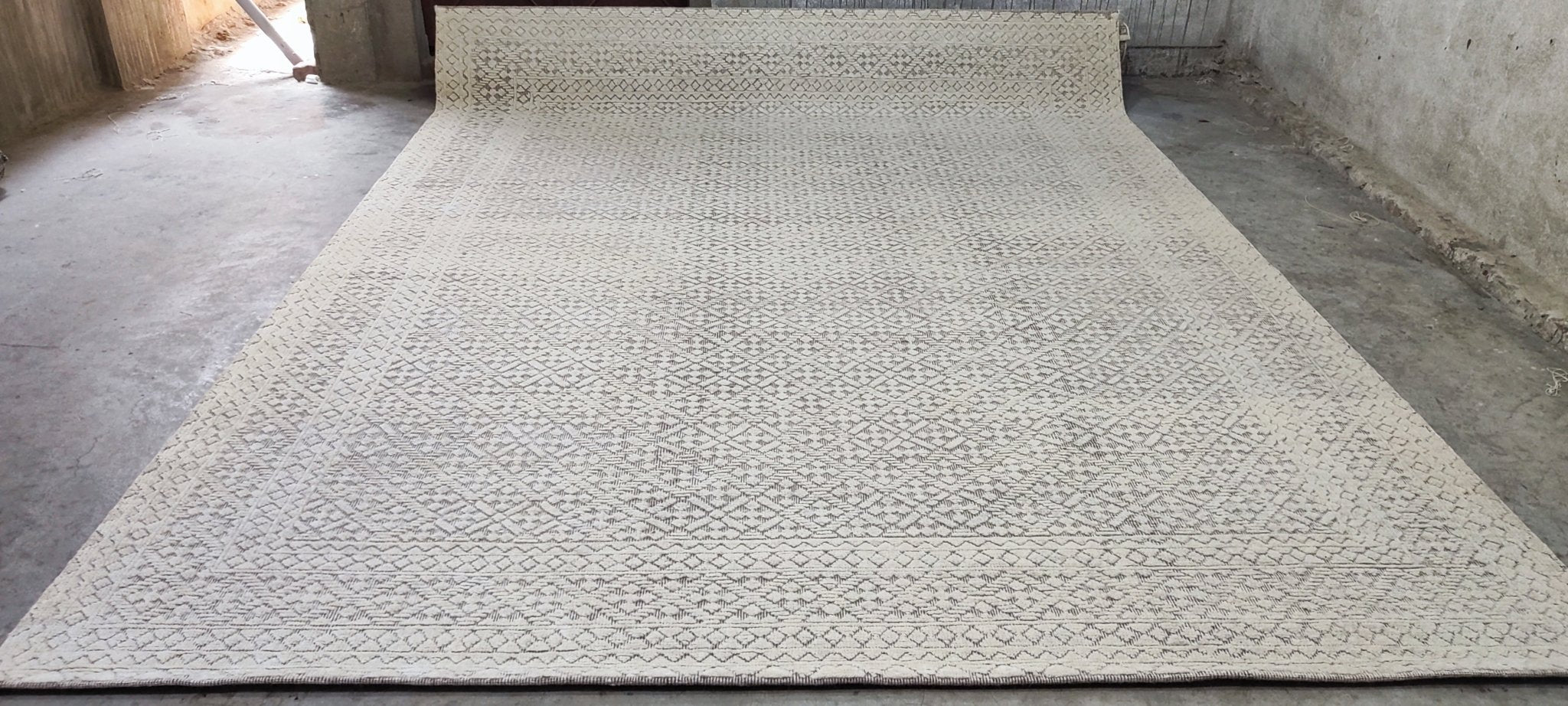 Vittorio 9x12 Hand-Knotted Ivory & Grey Modern | Banana Manor Rug Factory Outlet