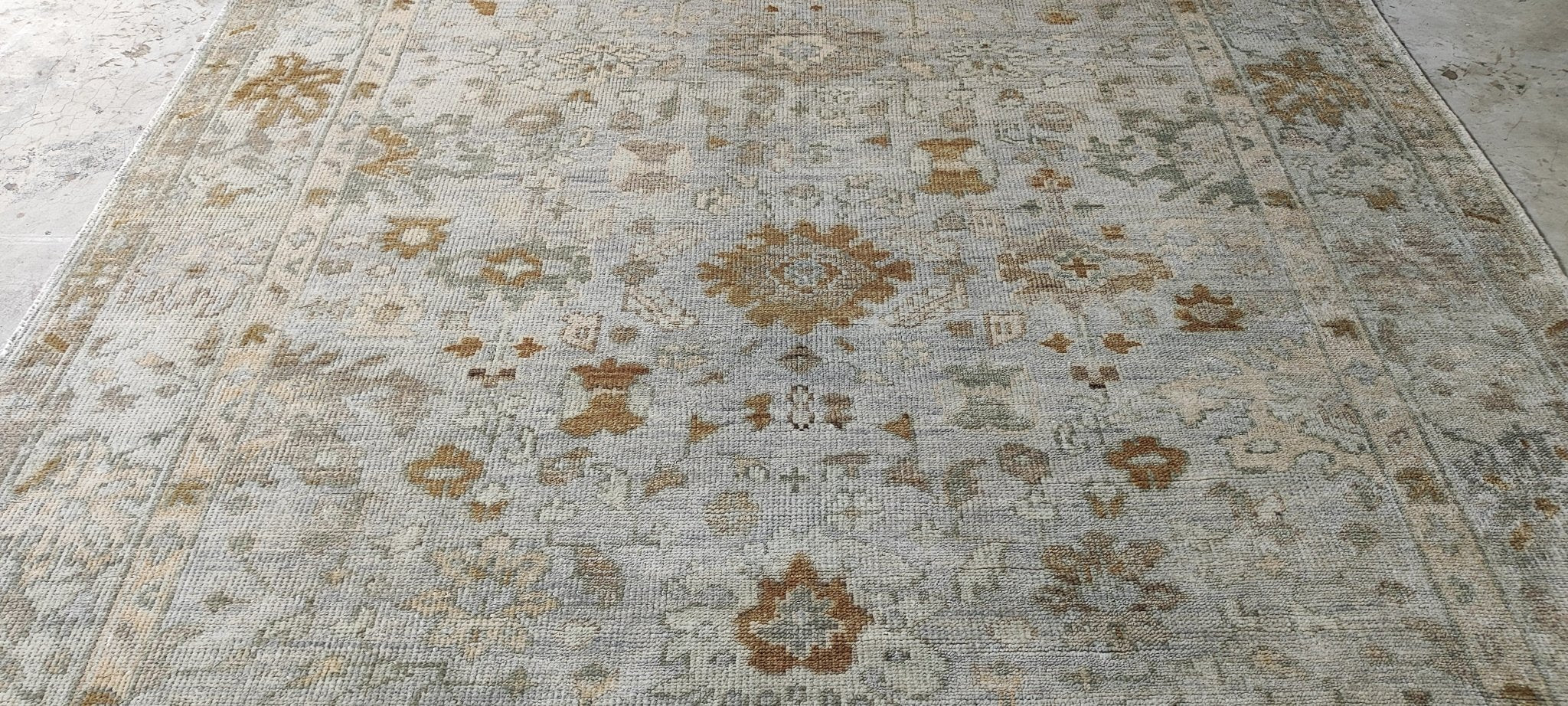 Wenche Myhre 8x10 Silver and Grey Hand-Knotted Oushak Rug | Banana Manor Rug Company