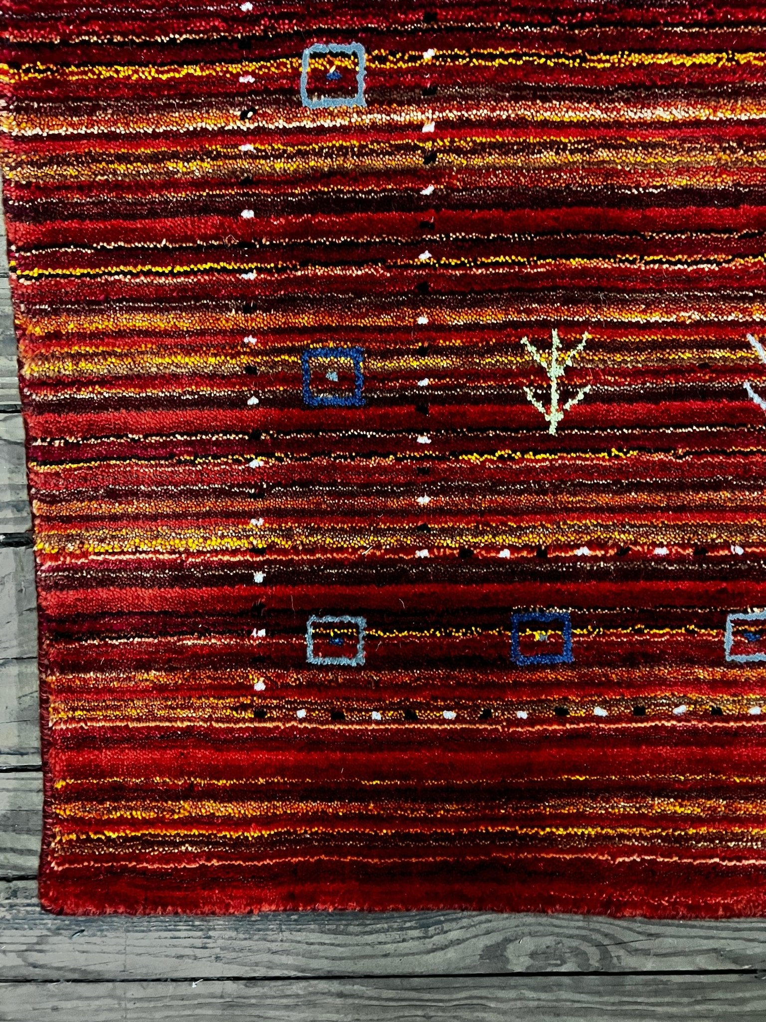 Wet Willie 3x5 Red Handwoven Gabbeh Rug – Banana Manor Rug Factory Outlet