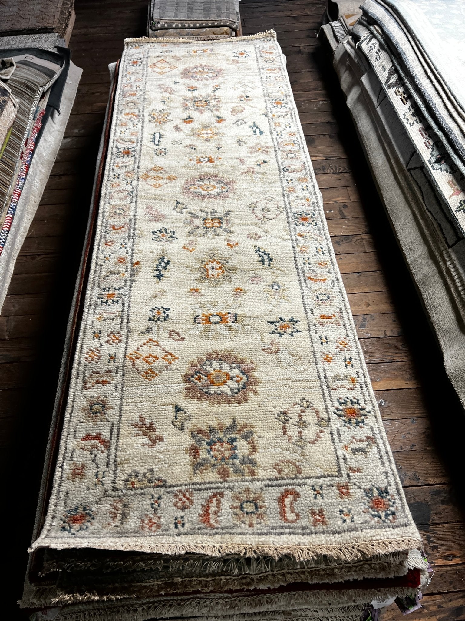 Winona Ryder Hand-Knotted Ivory & Grey Oushak Runner (Multiple Sizes) | Banana Manor Rug Factory Outlet