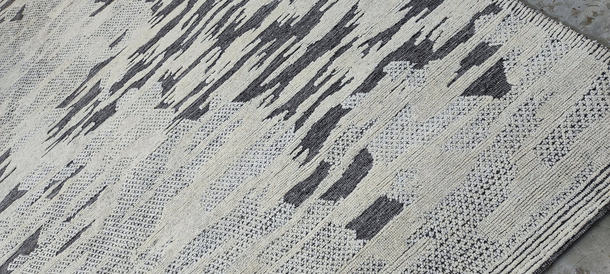 Woodward 9.3x12.3 Hand-Knotted Silver & Grey Modern | Banana Manor Rug Factory Outlet