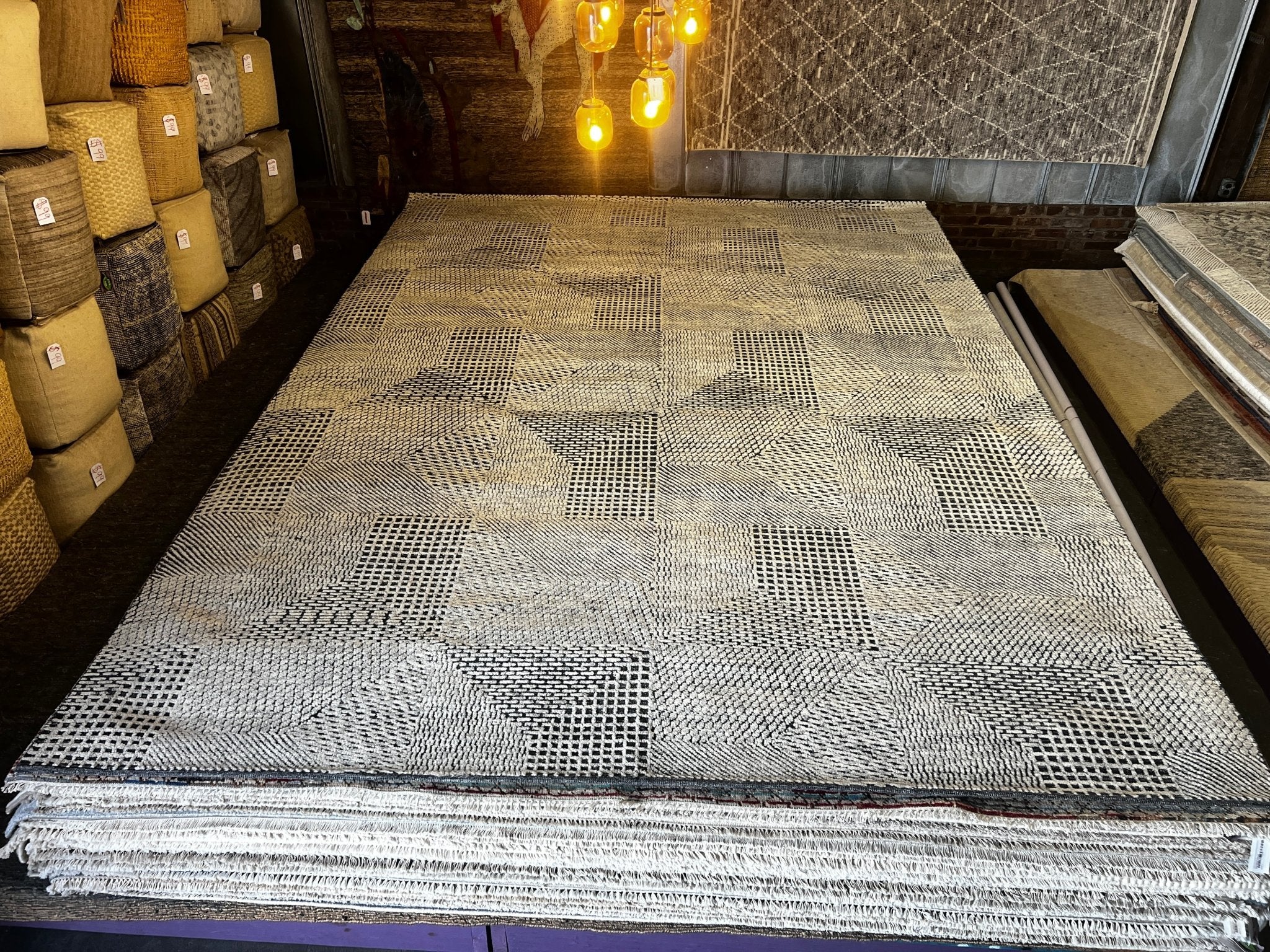 Yoshiko 10x14 Hand-Knotted Silver & Grey Modern | Banana Manor Rug Factory Outlet