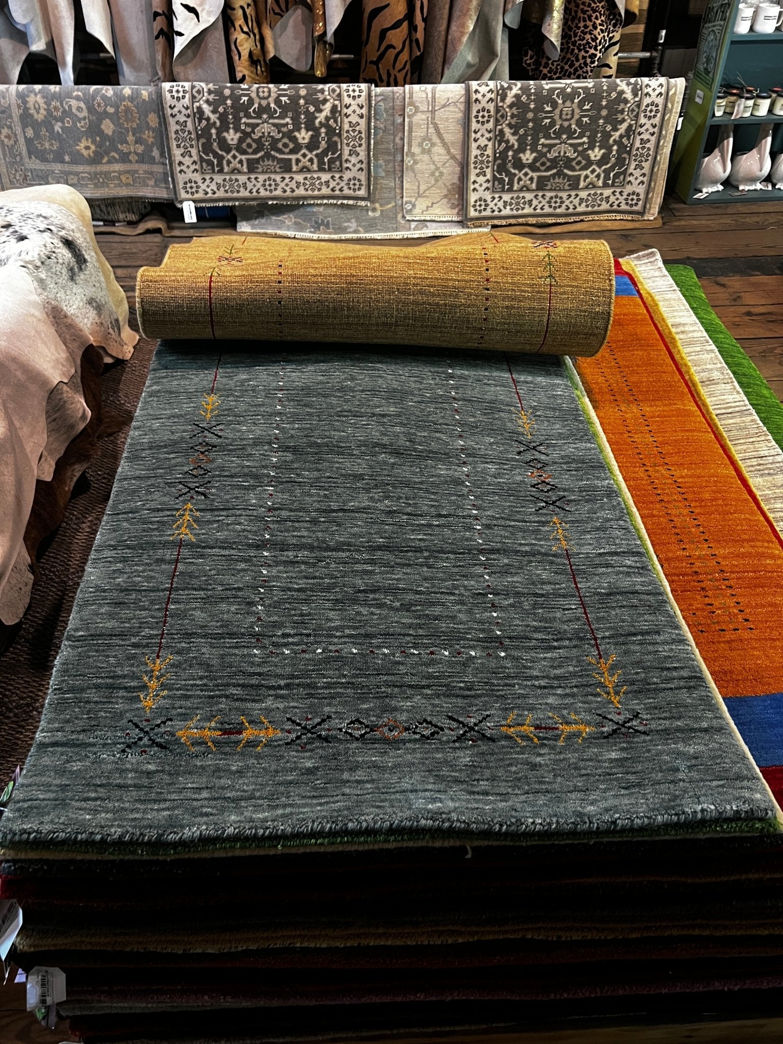 You Can Take the Waitress Out of the Restaurant But... 3x4.9 Grey Handwoven Gabbeh Rug | Banana Manor Rug Factory Outlet