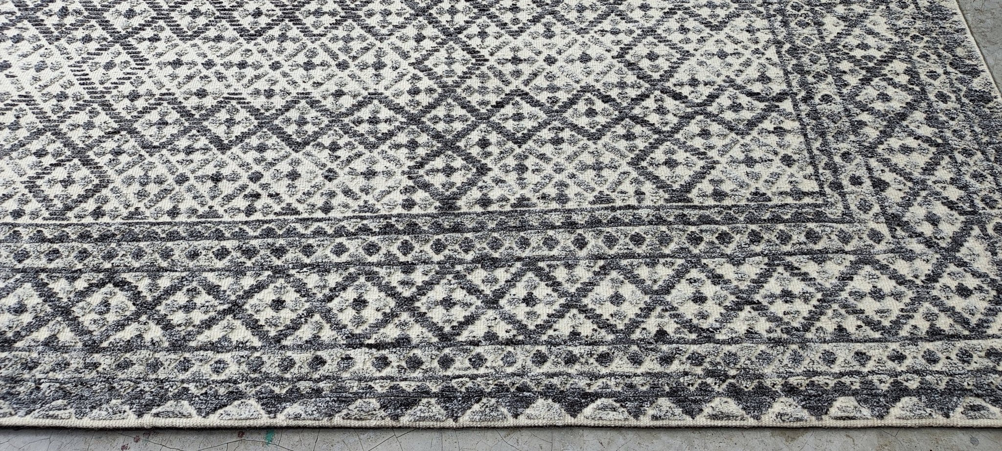 Yves 9.3x12 Hand-Knotted Ivory & Grey Modern | Banana Manor Rug Factory Outlet
