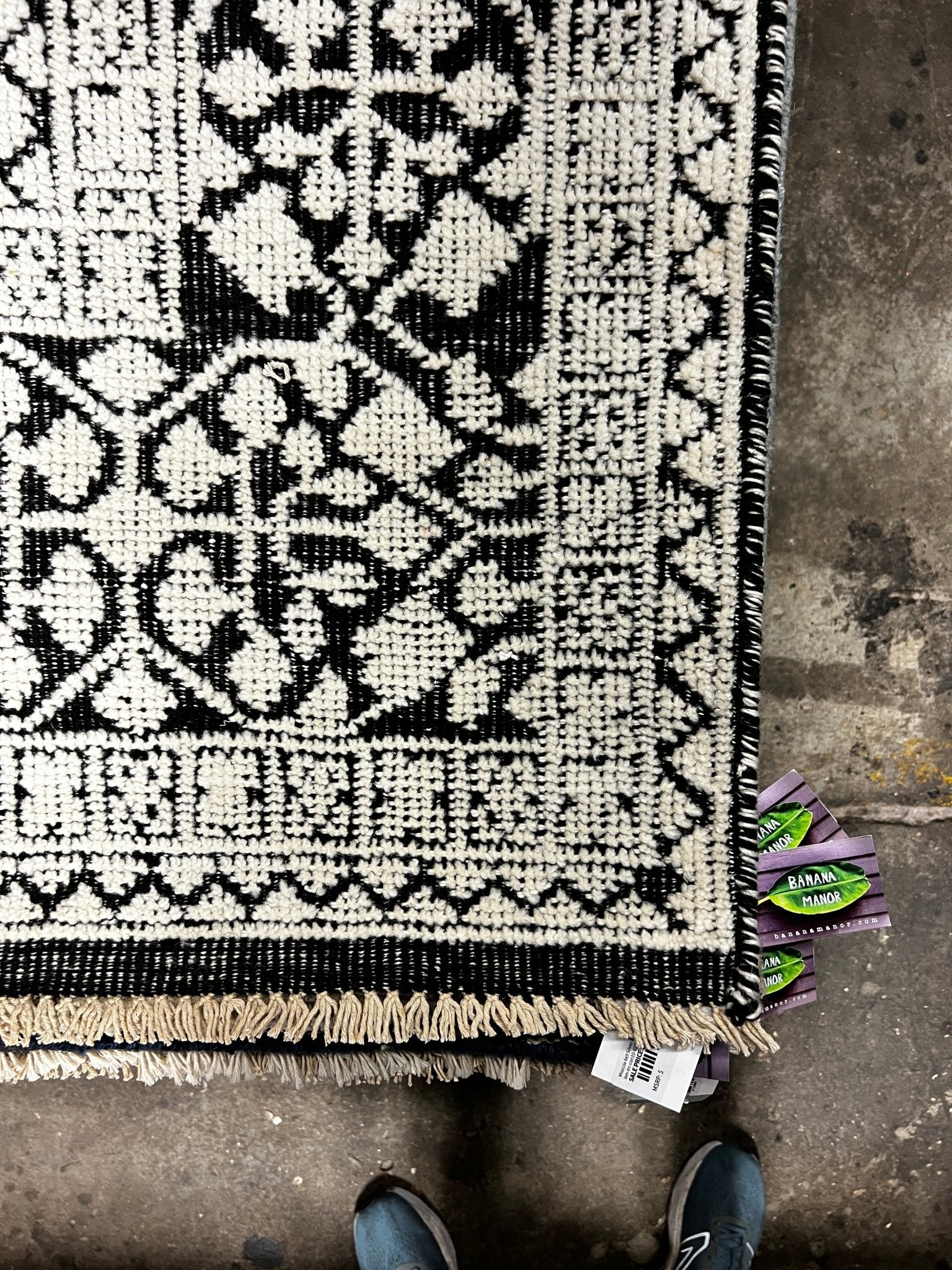 Zanobia 6.3x9 Black & Ivory High Low Hand Knotted | Banana Manor Rug Factory Outlet