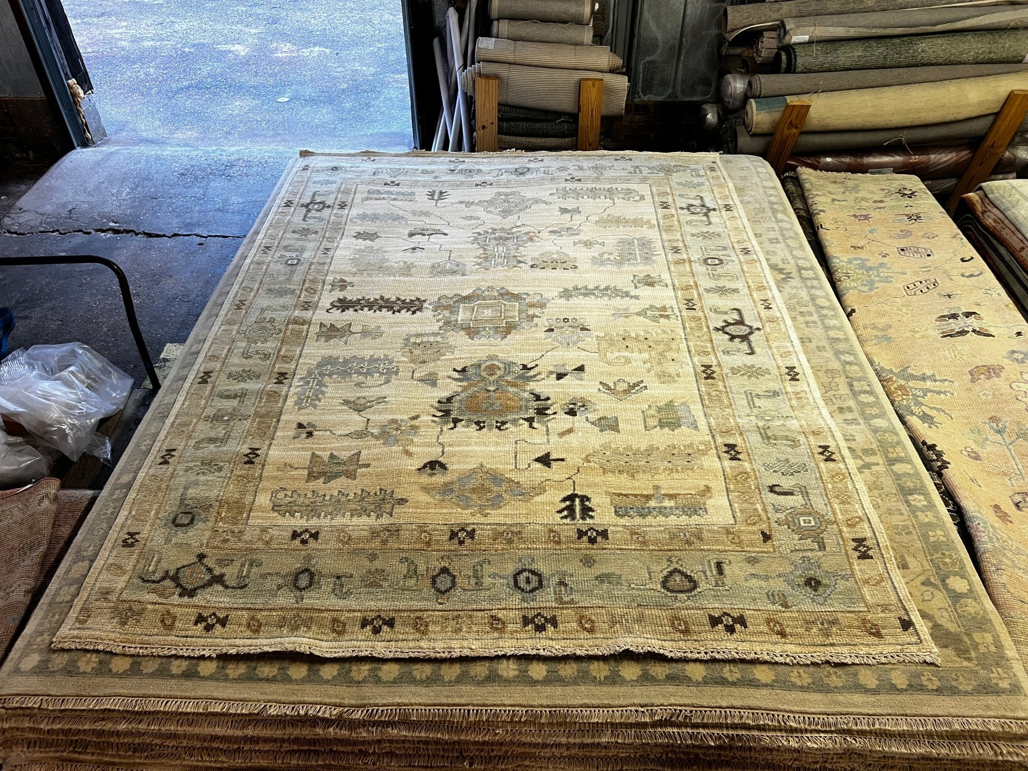 Zasu 8x10 Hand-Knotted Beige & Grey Turkish Oushak | Banana Manor Rug Factory Outlet